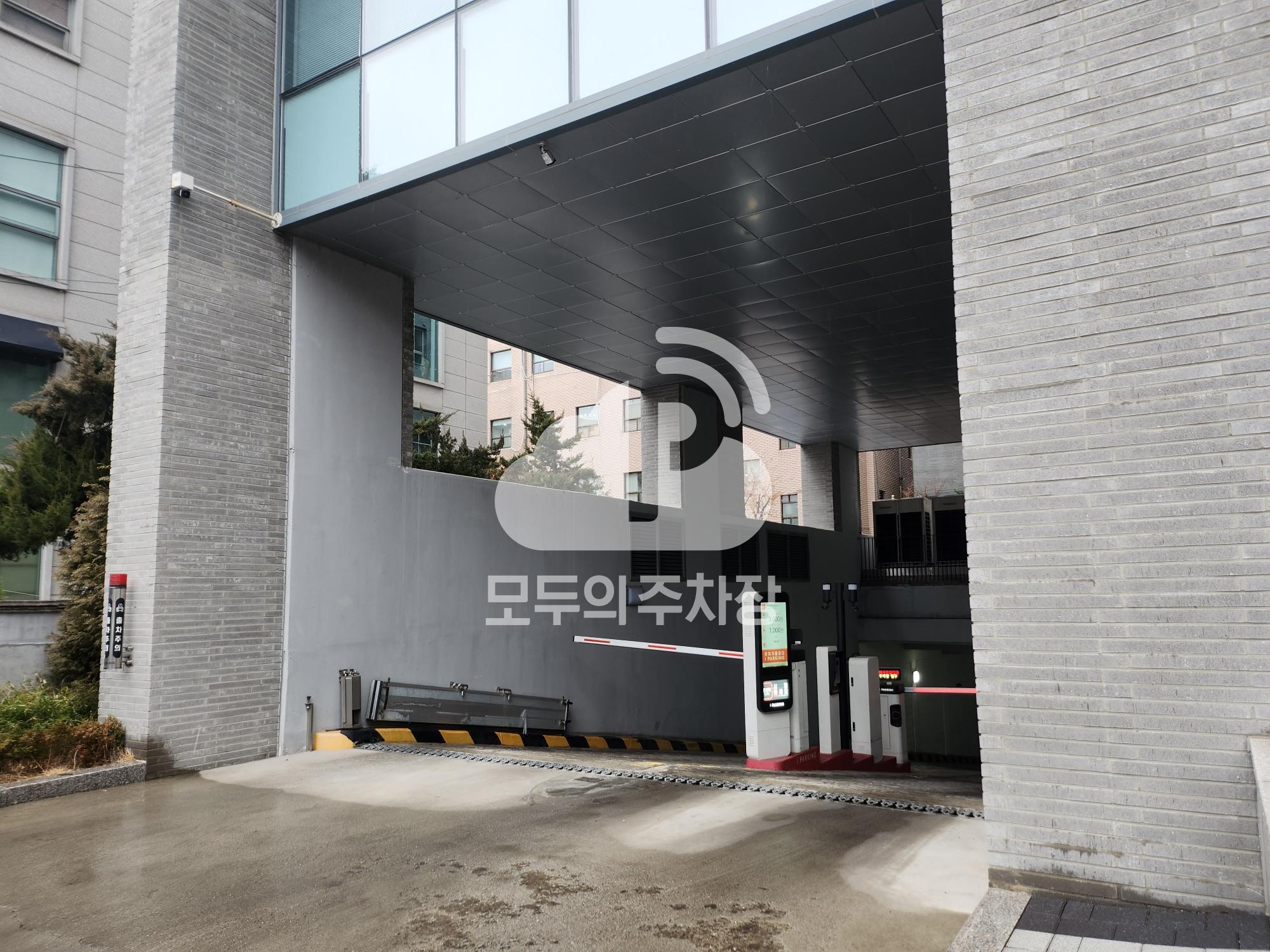 N168 민영 주차장 이미지 2