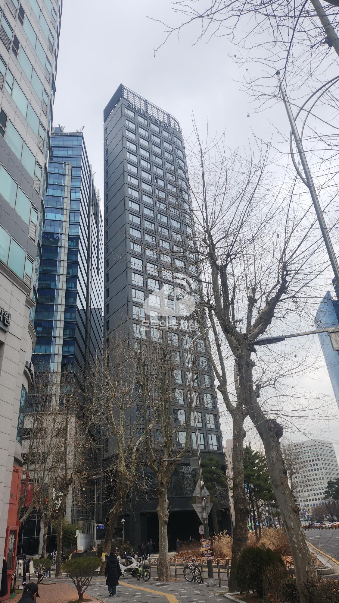 마포 신라스테이 민영 주차장 이미지 1