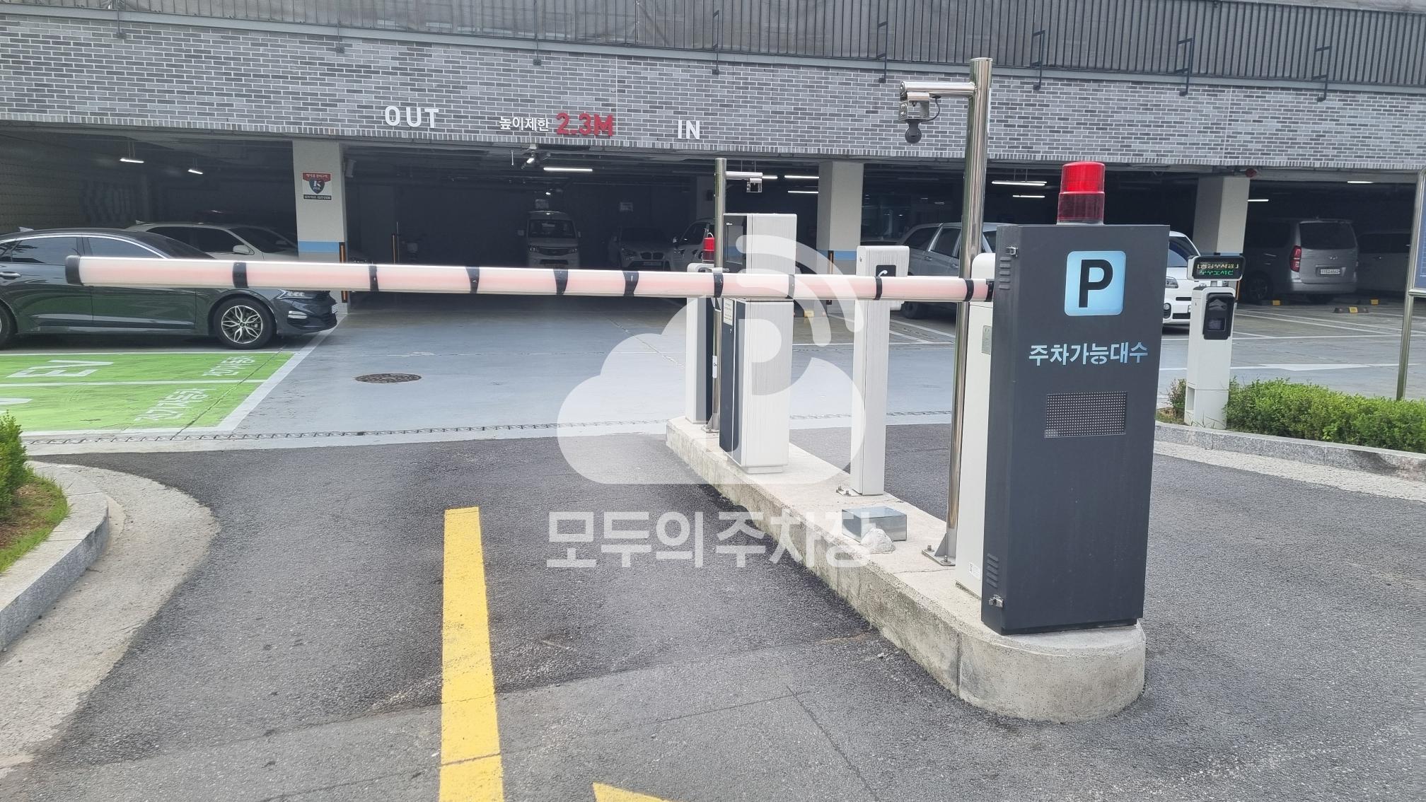 수주도서관 주차장 이미지 2