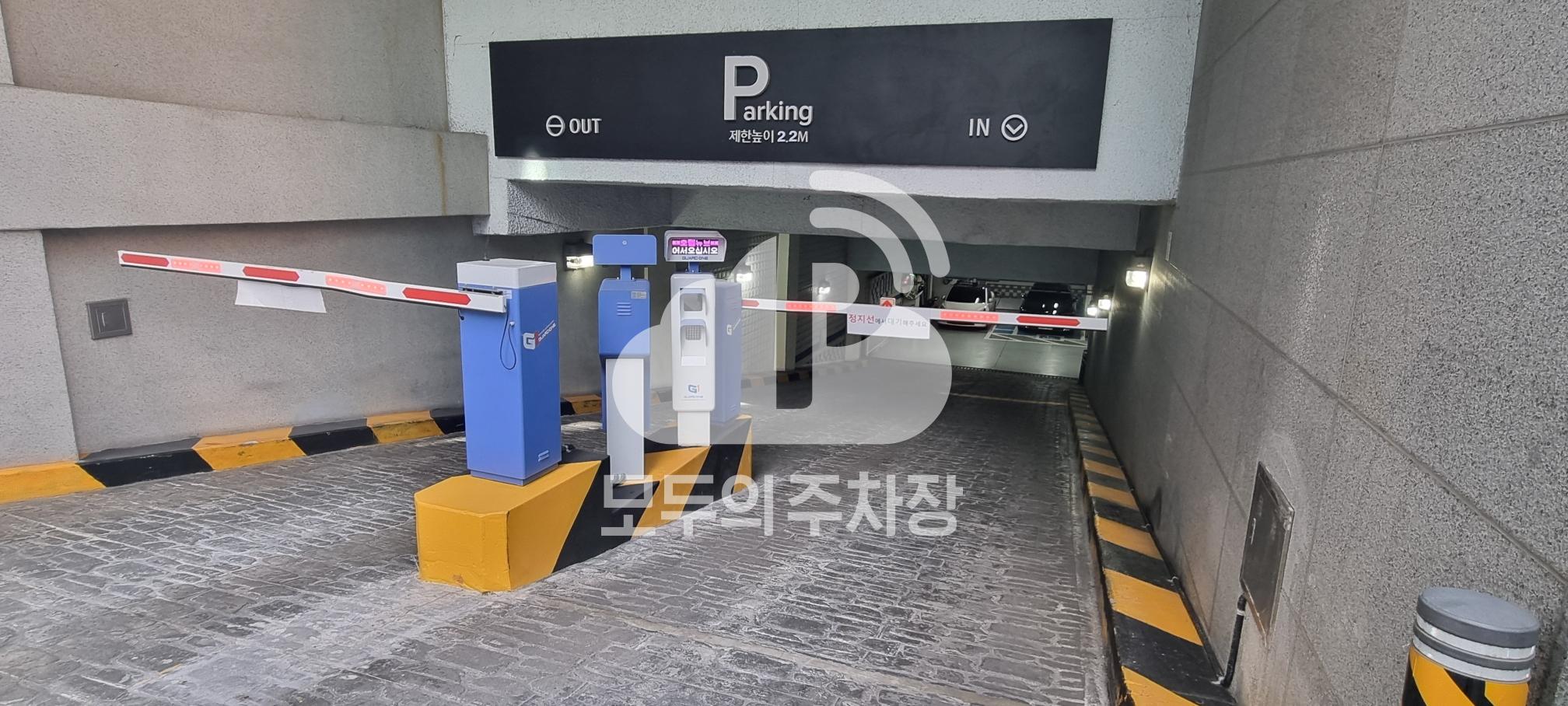 호텔뉴브 주차장 이미지 2