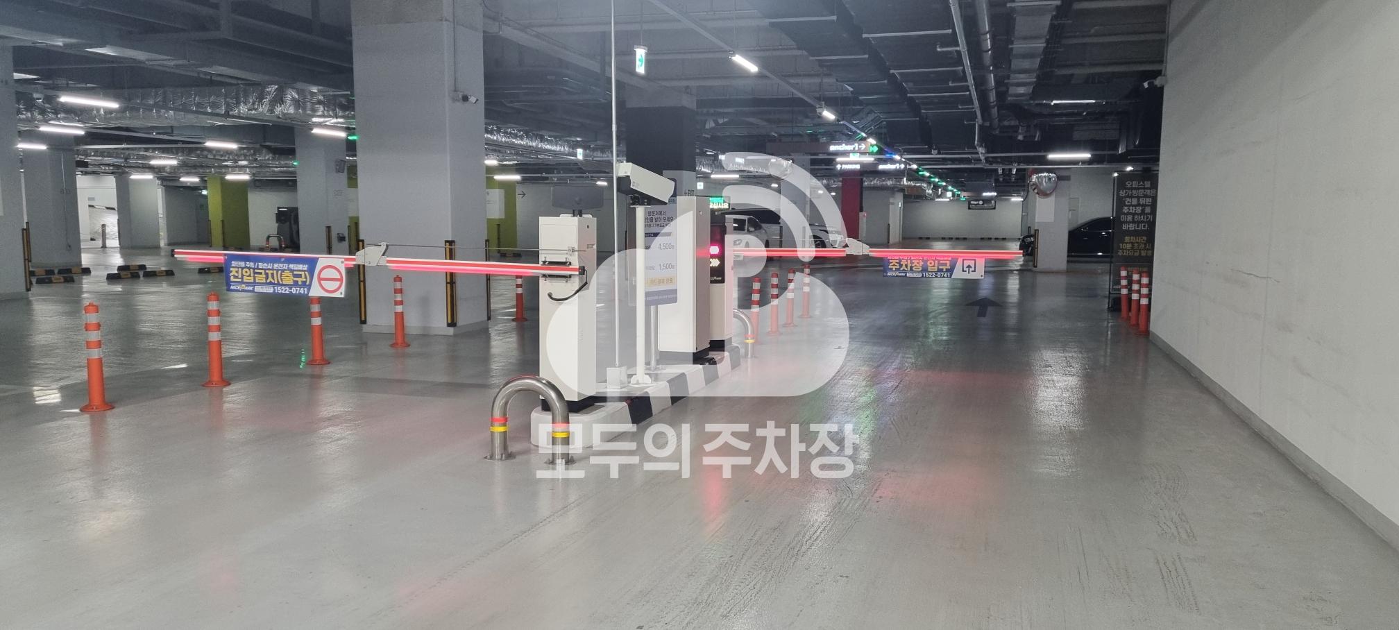 나이스파크 여의도 앵커원 주차장 이미지 2