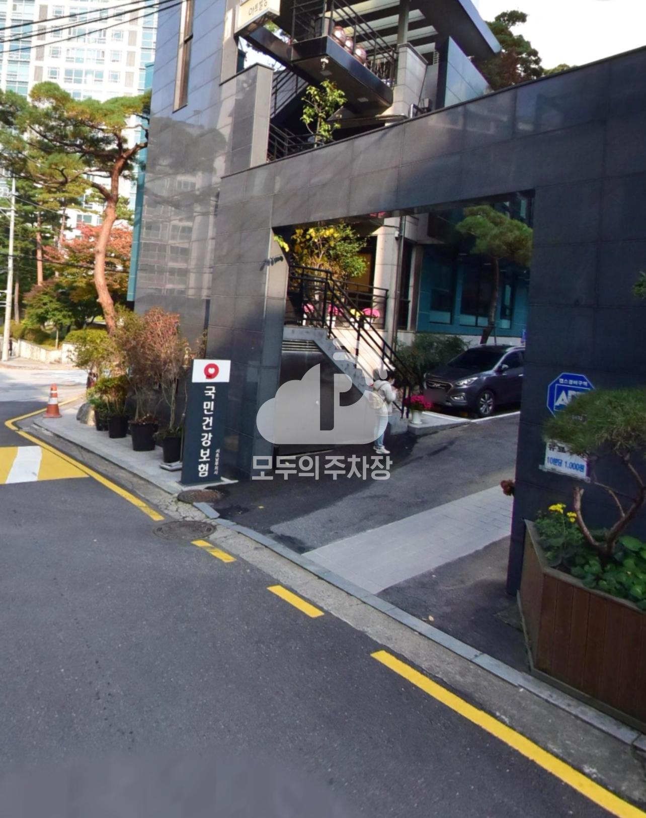 국민건강보험공단 민영 주차장 이미지 1