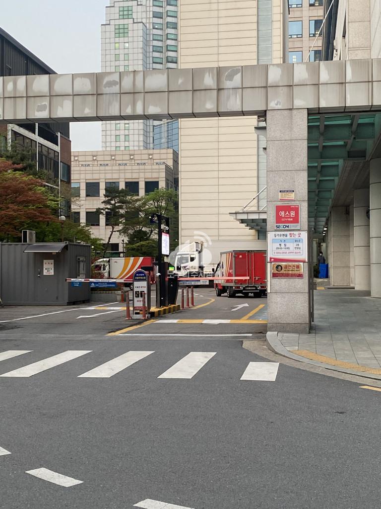 아마노 강남우체국 주차장 이미지 1