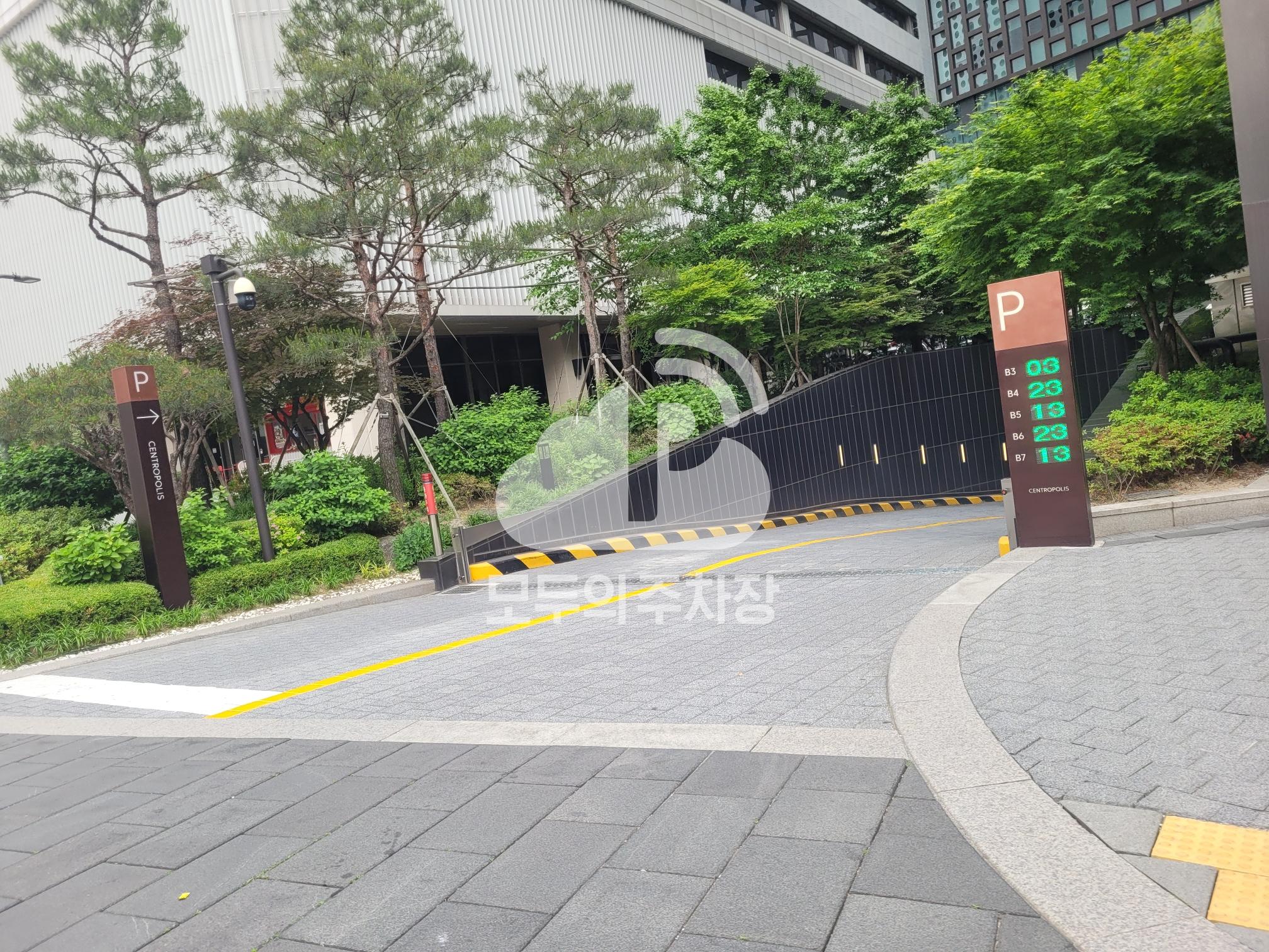 투루파킹 센트로폴리스 주차장 이미지 2