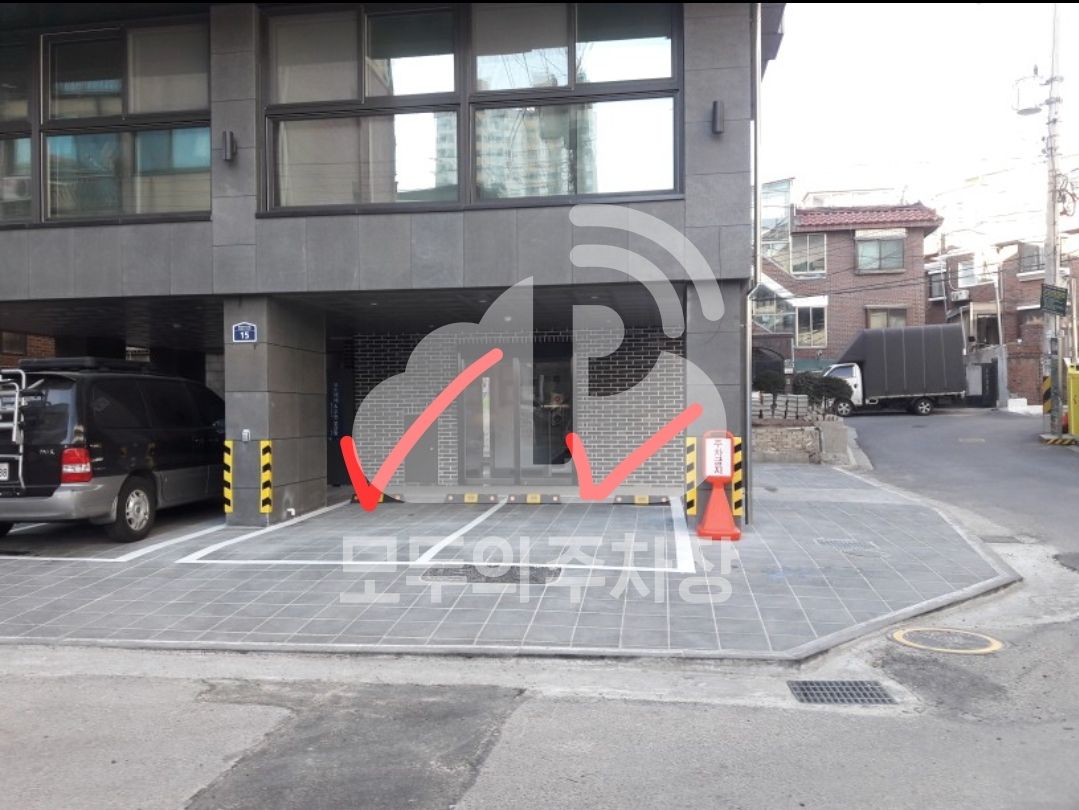 주차장 사진