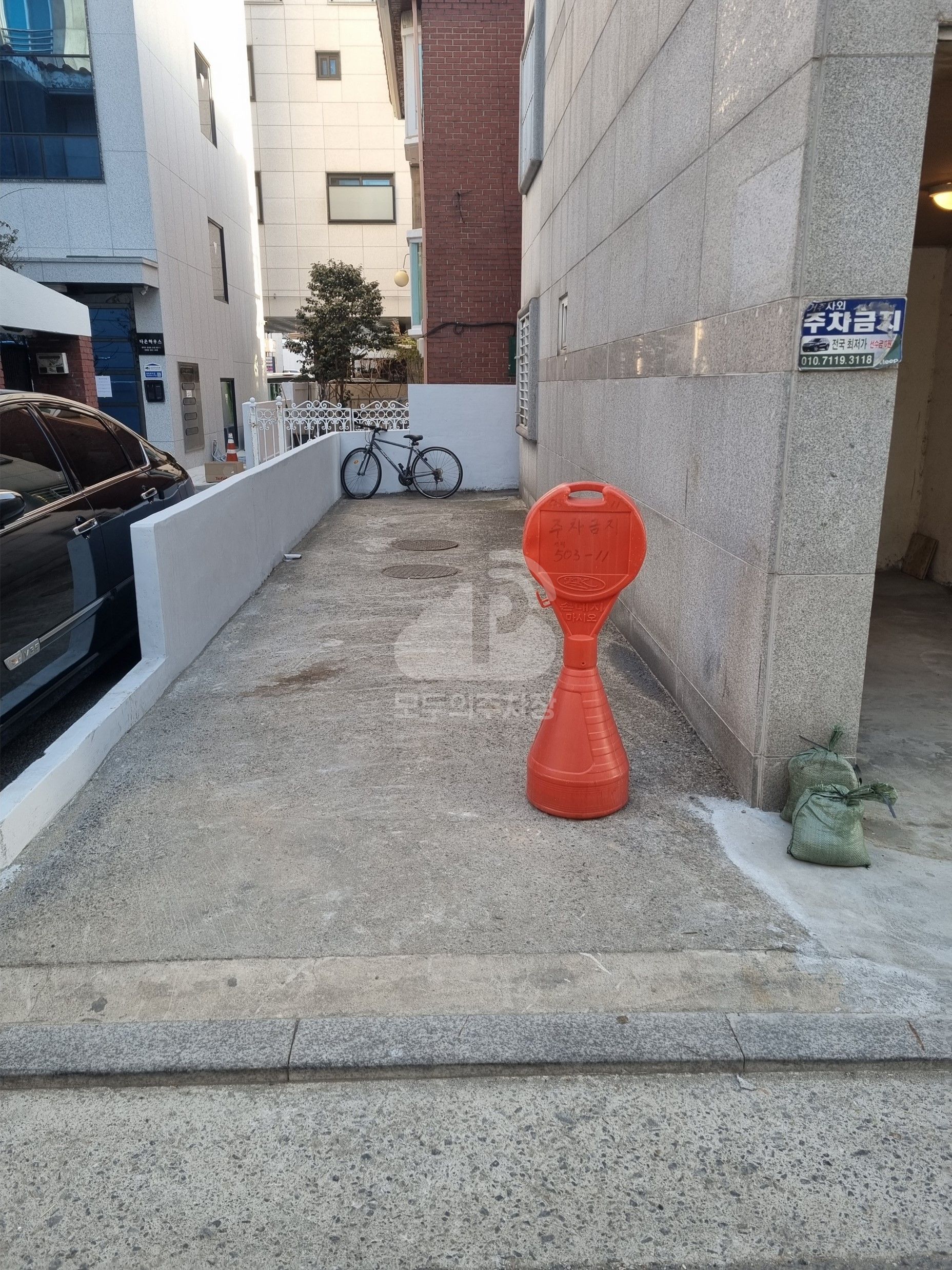 주차장 사진