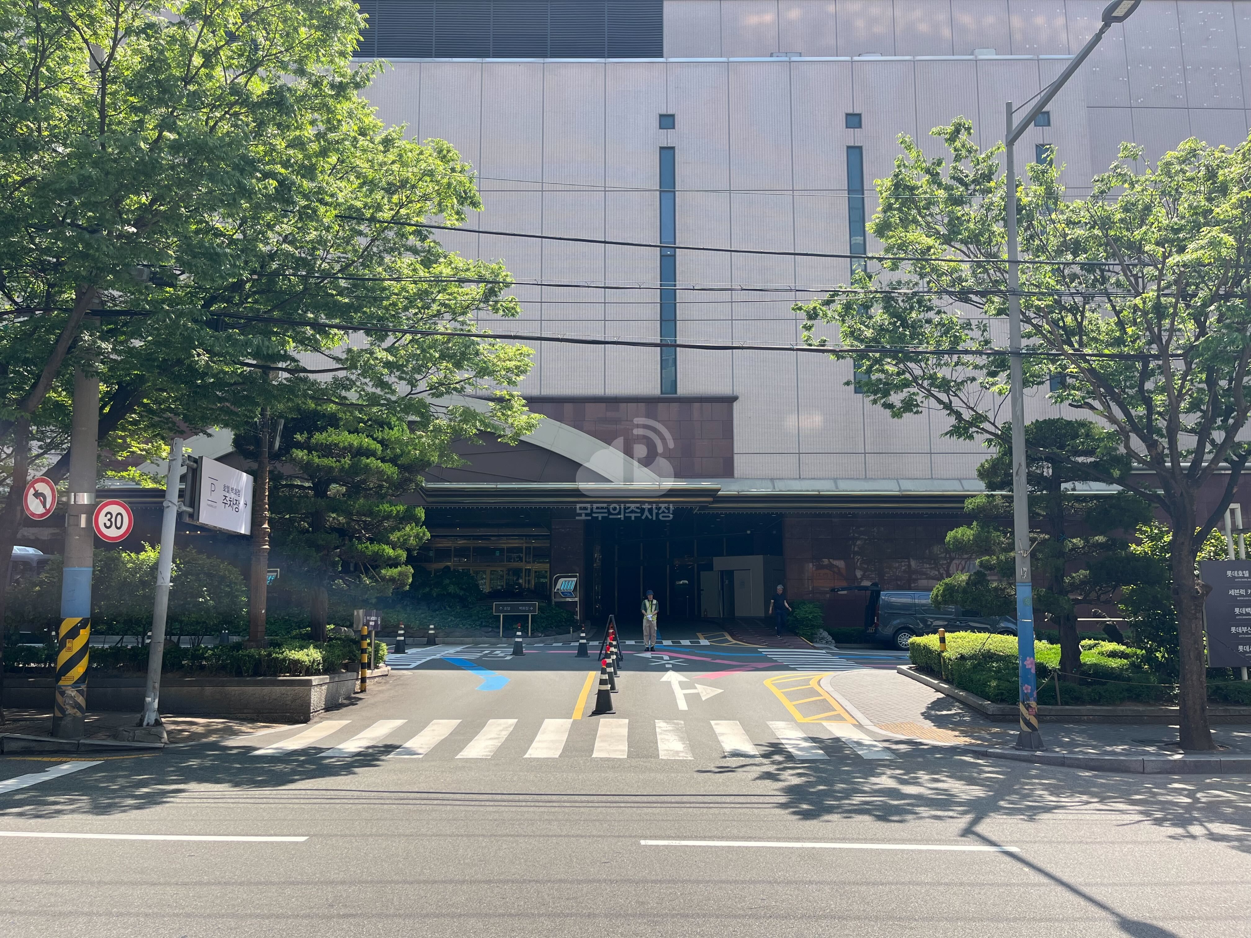 주차장 사진