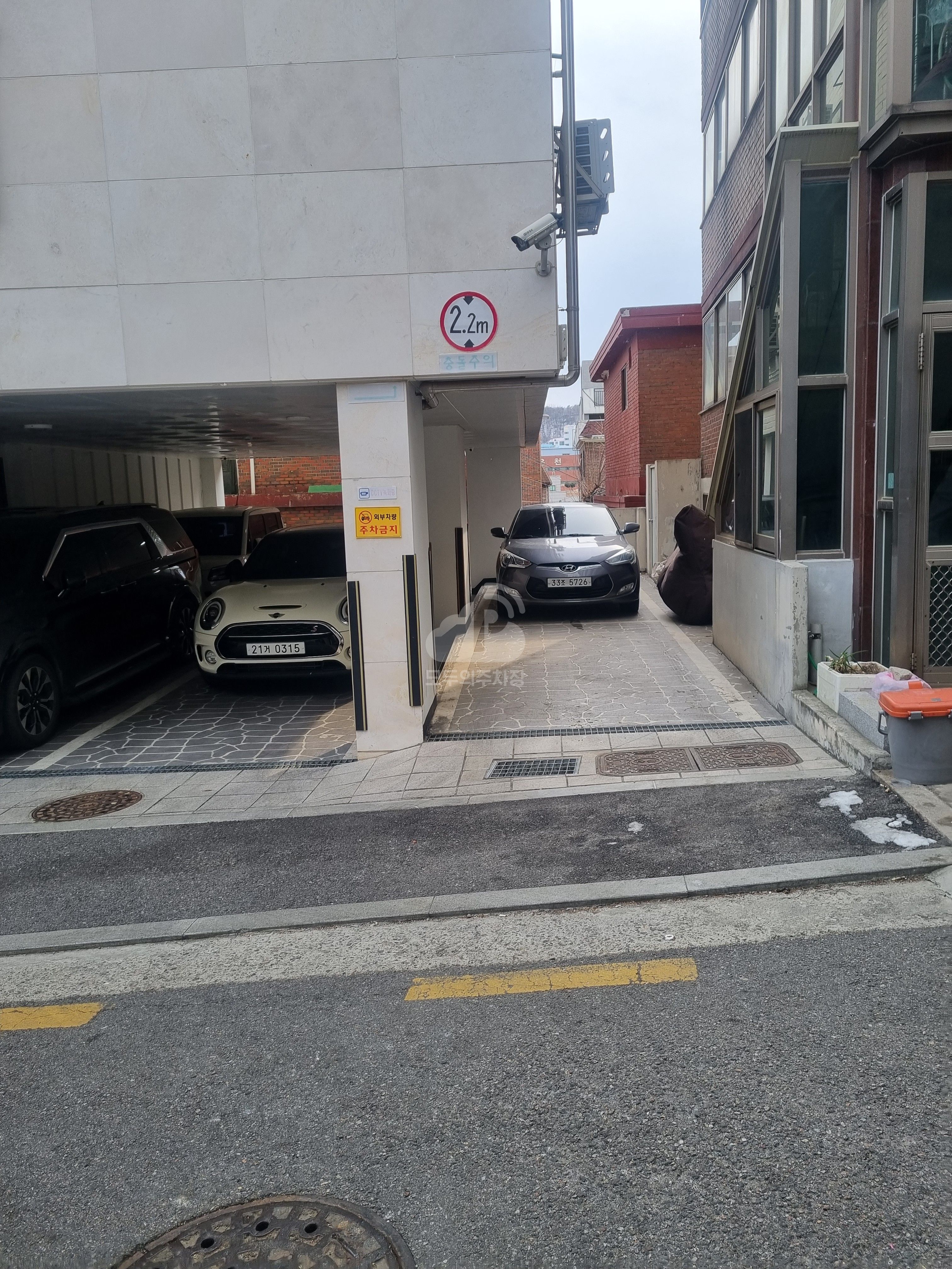 주차장 사진