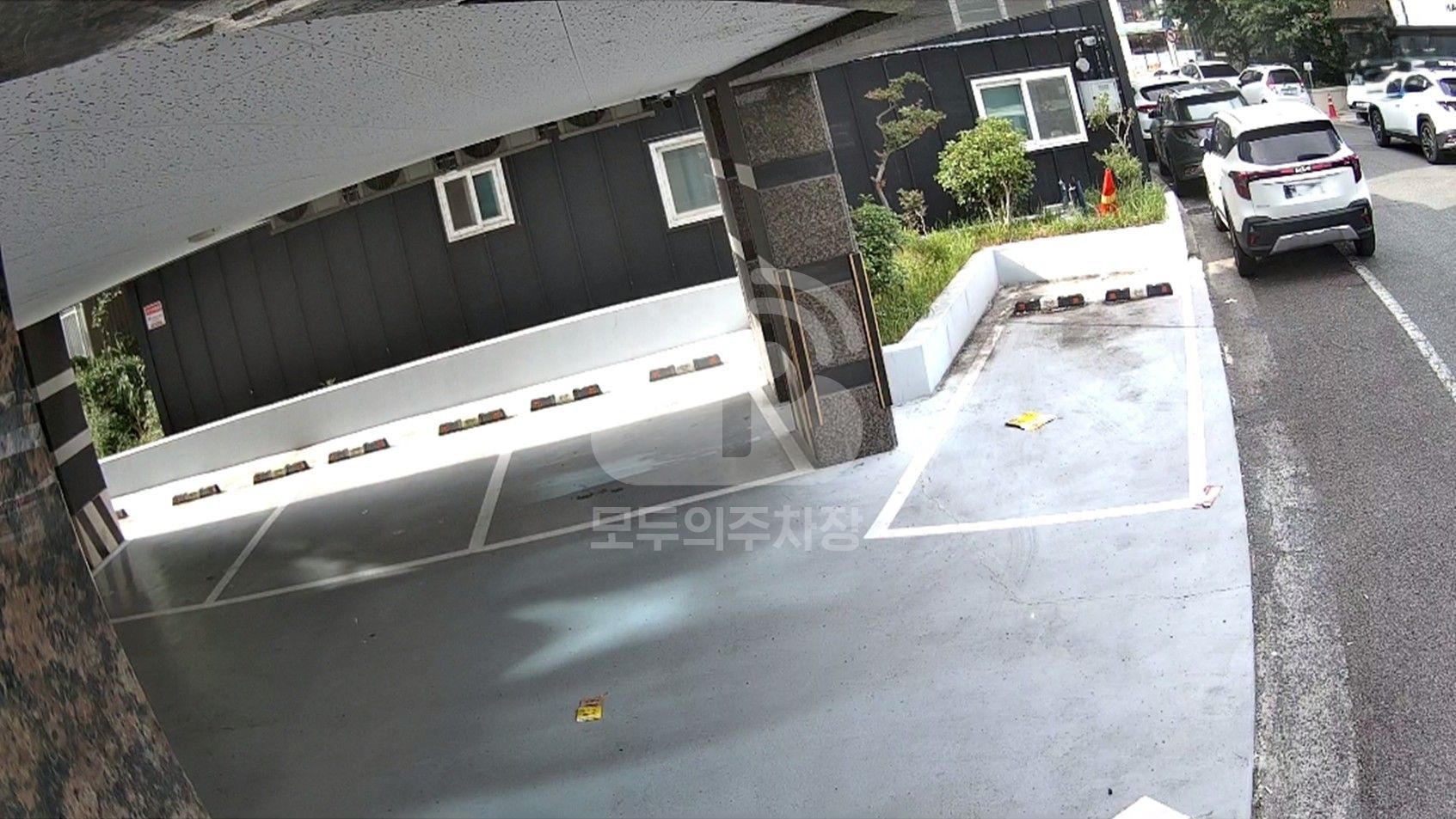 주차장 사진