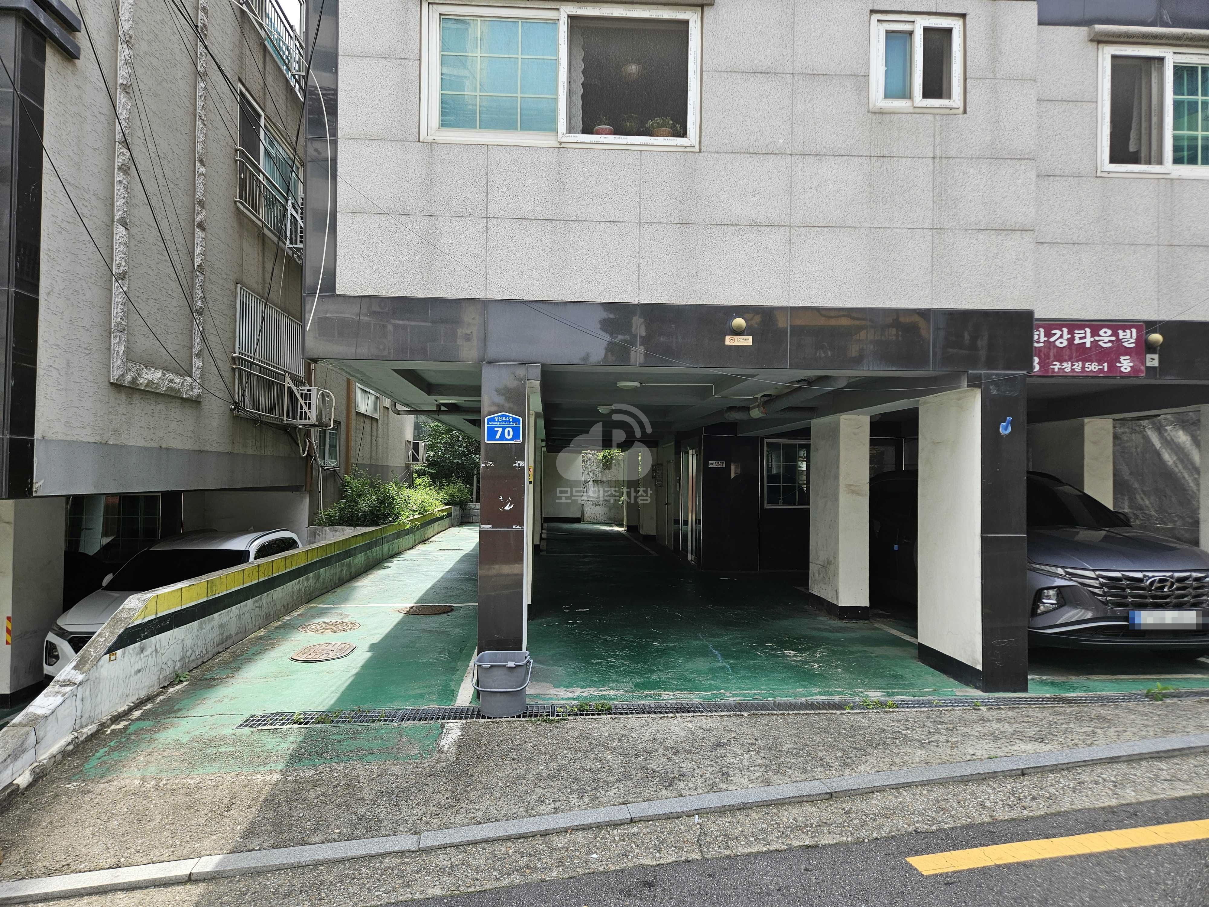 주차장 사진