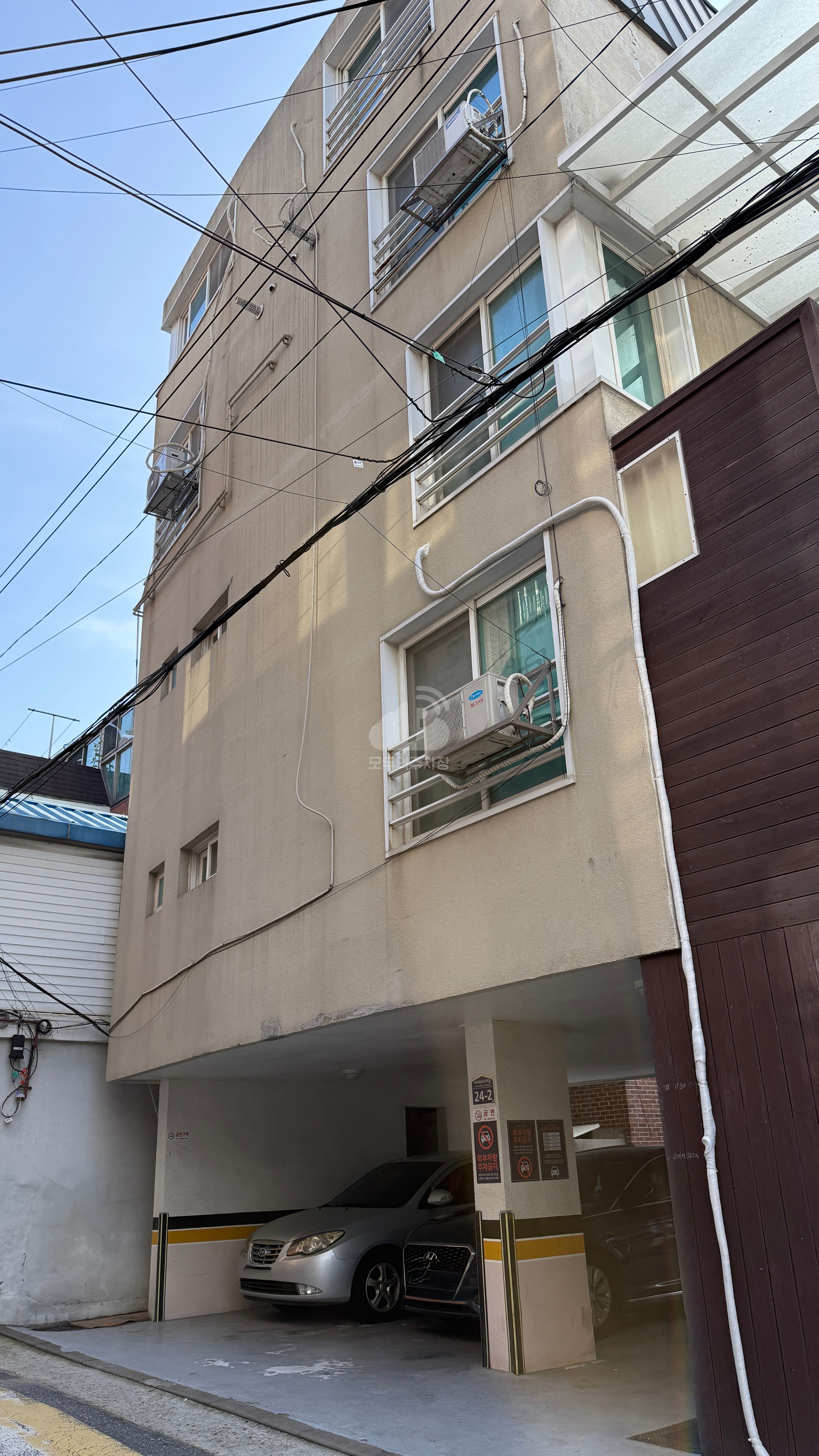 주차장 사진