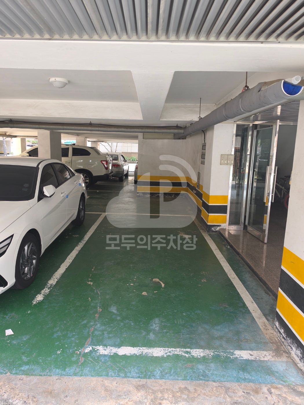 주차장 사진