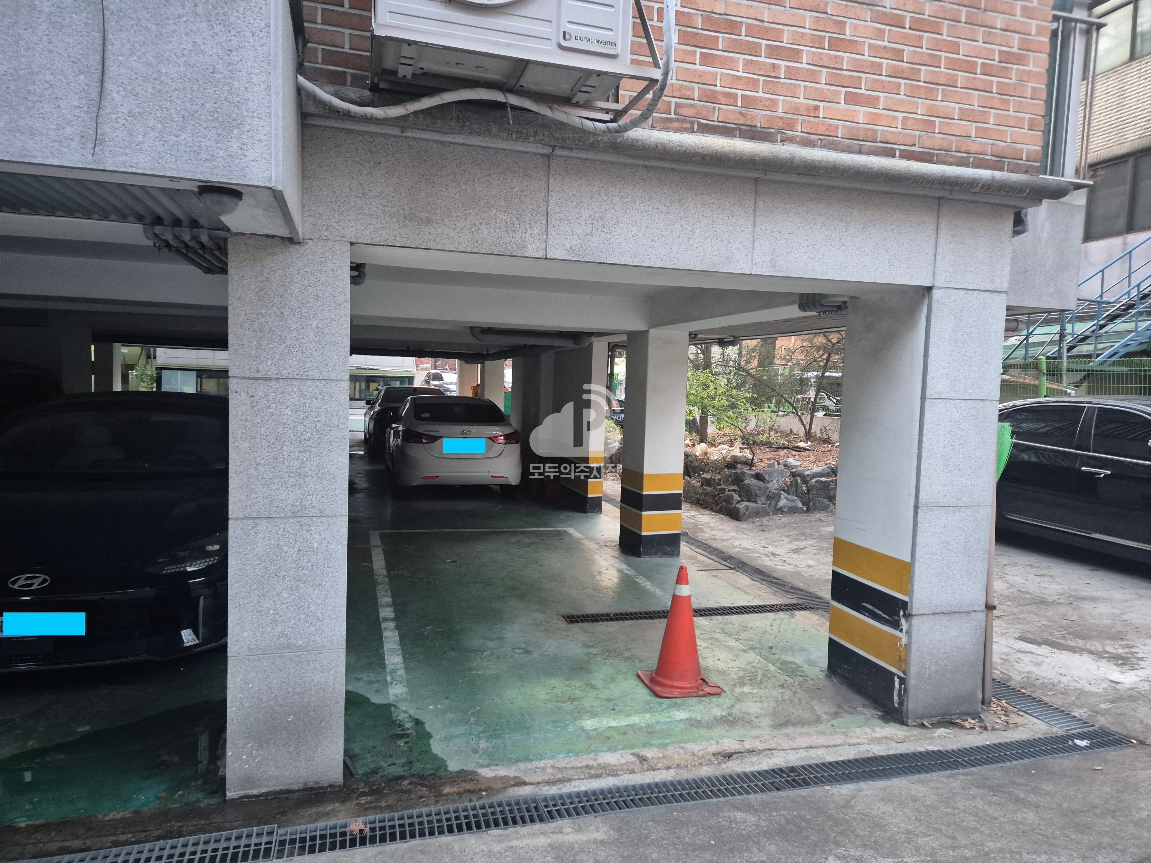주차장 사진
