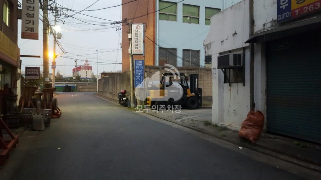 동성 민영 주차장 이미지 1