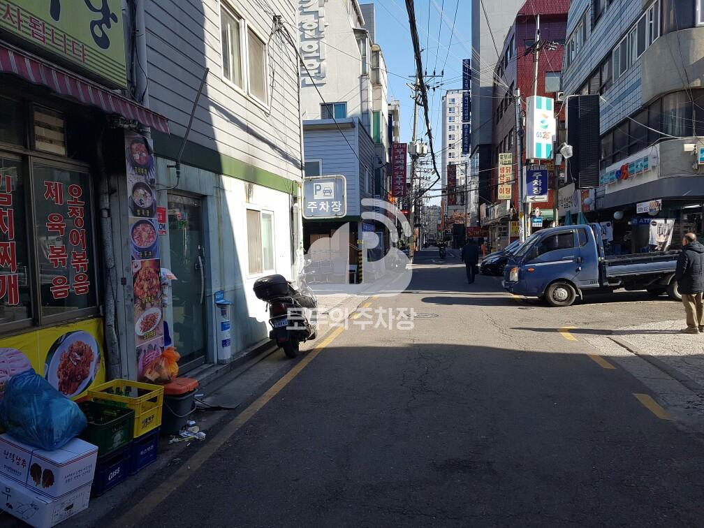 보루네오 민영 주차장 이미지 1