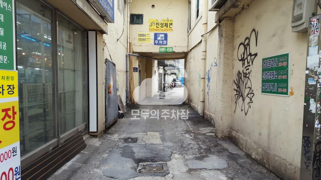 평남 민영 주차장 이미지 2