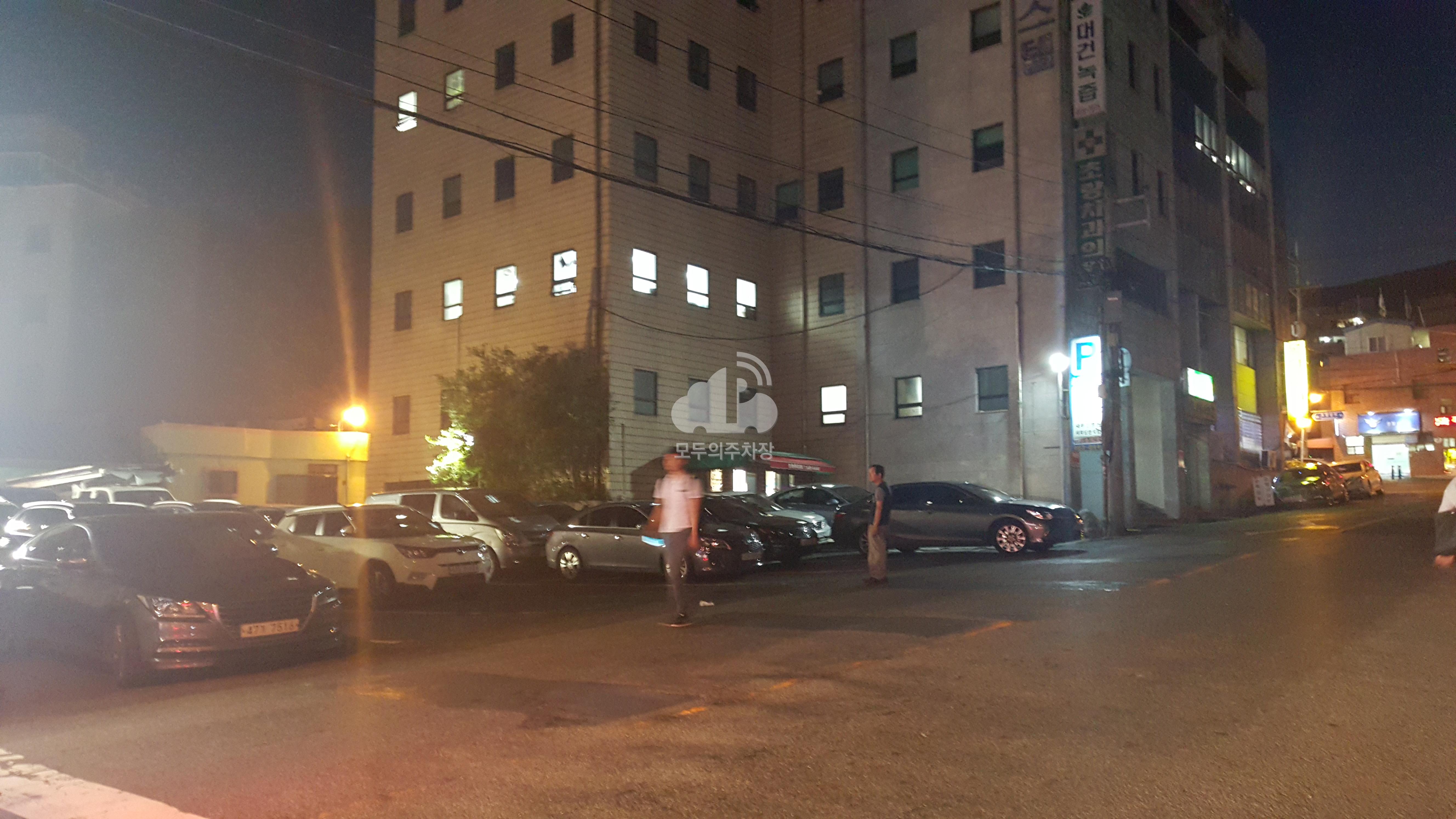 초량 민영 주차장 이미지 1