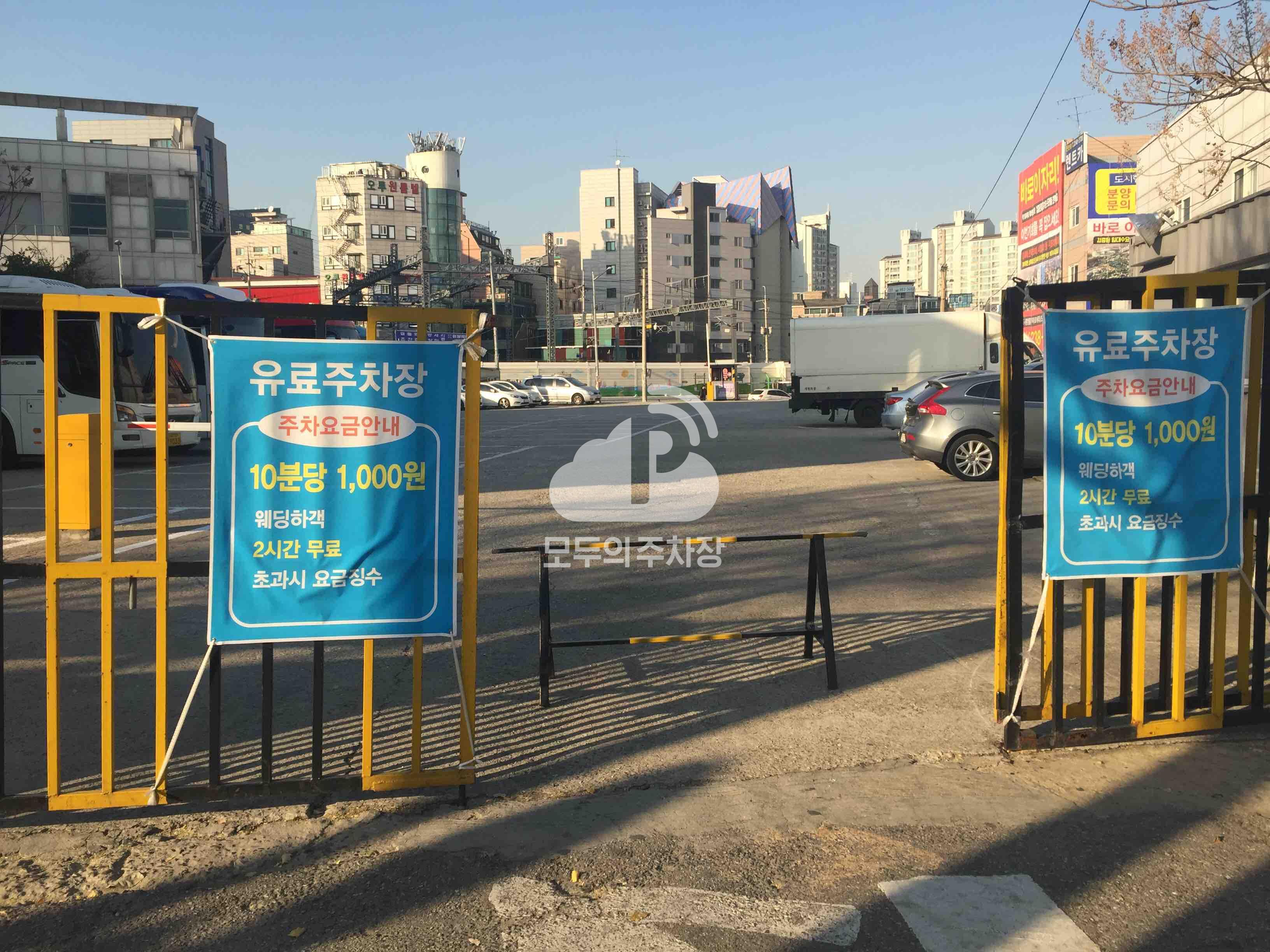 웨딩헤너스 주차장 이미지 1