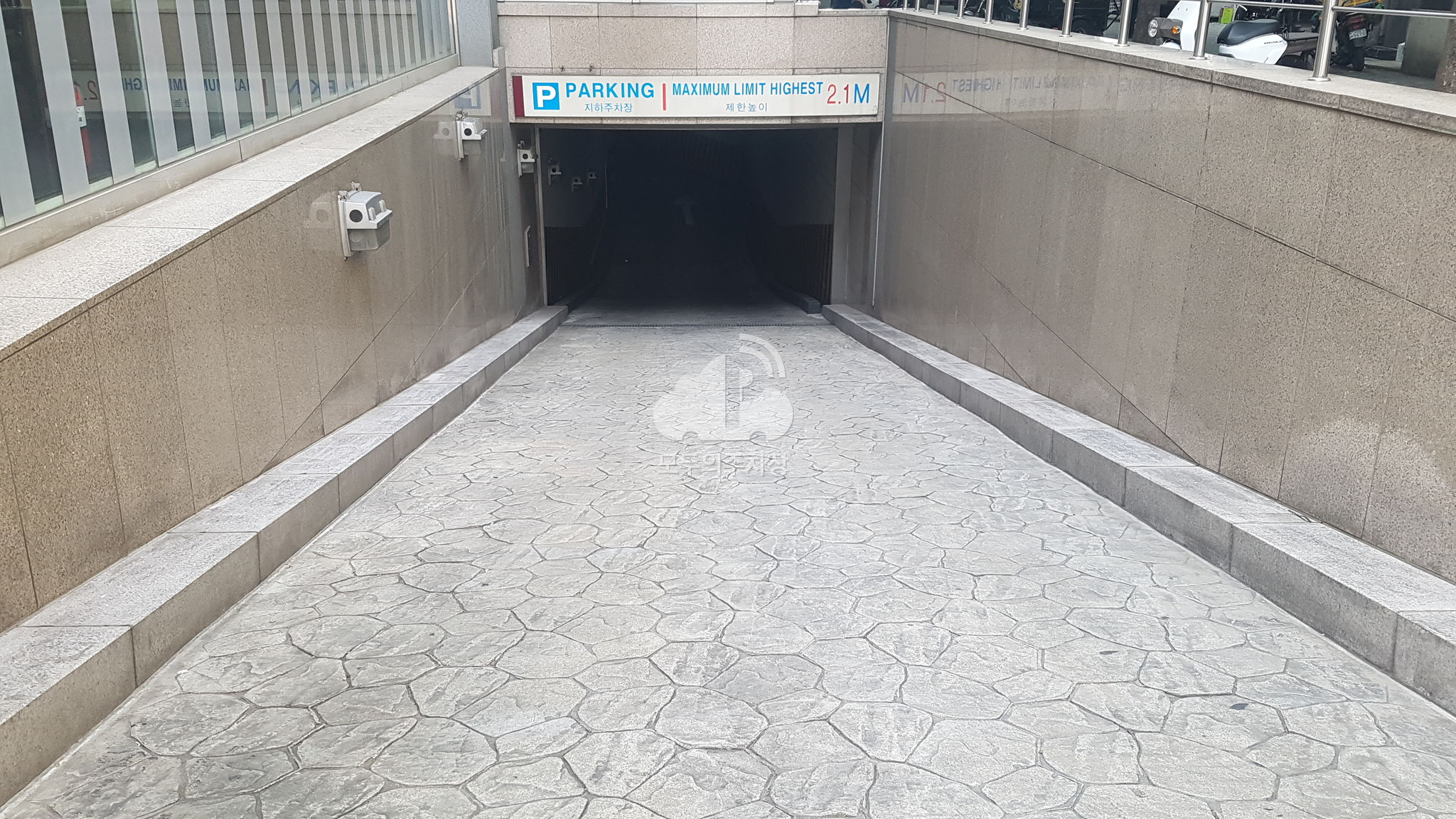 주차장 사진
