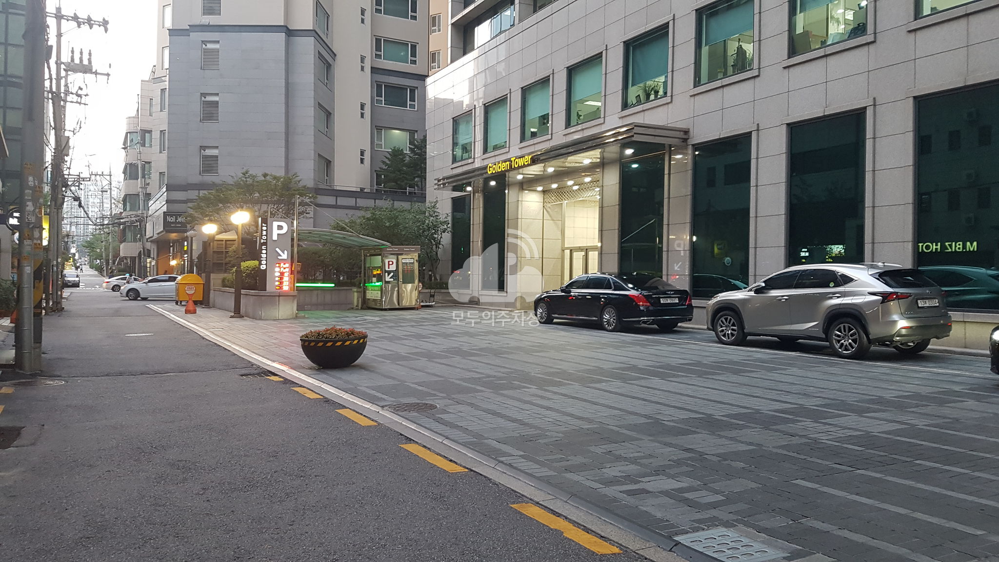 주차장 사진