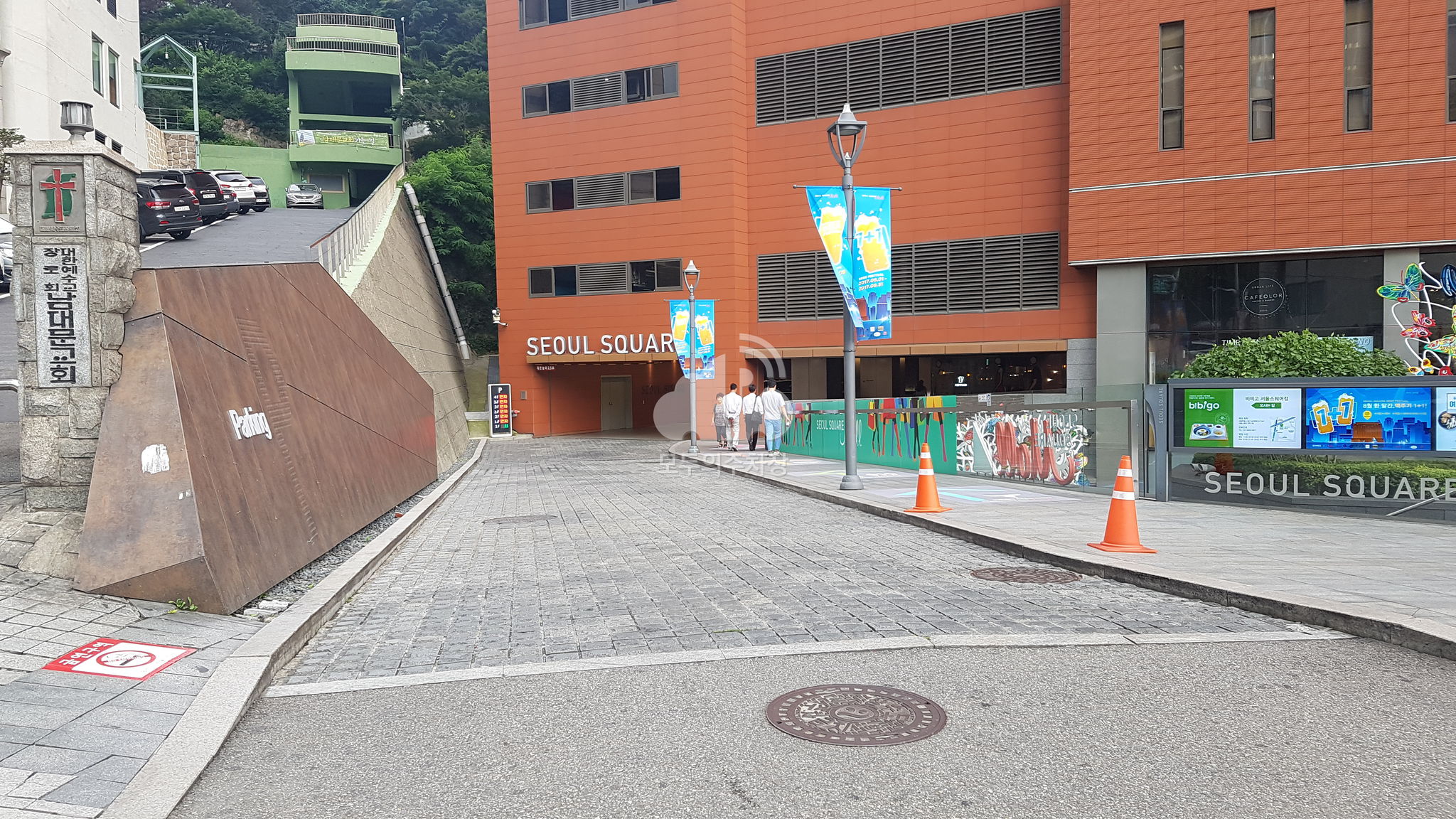 주차장 사진