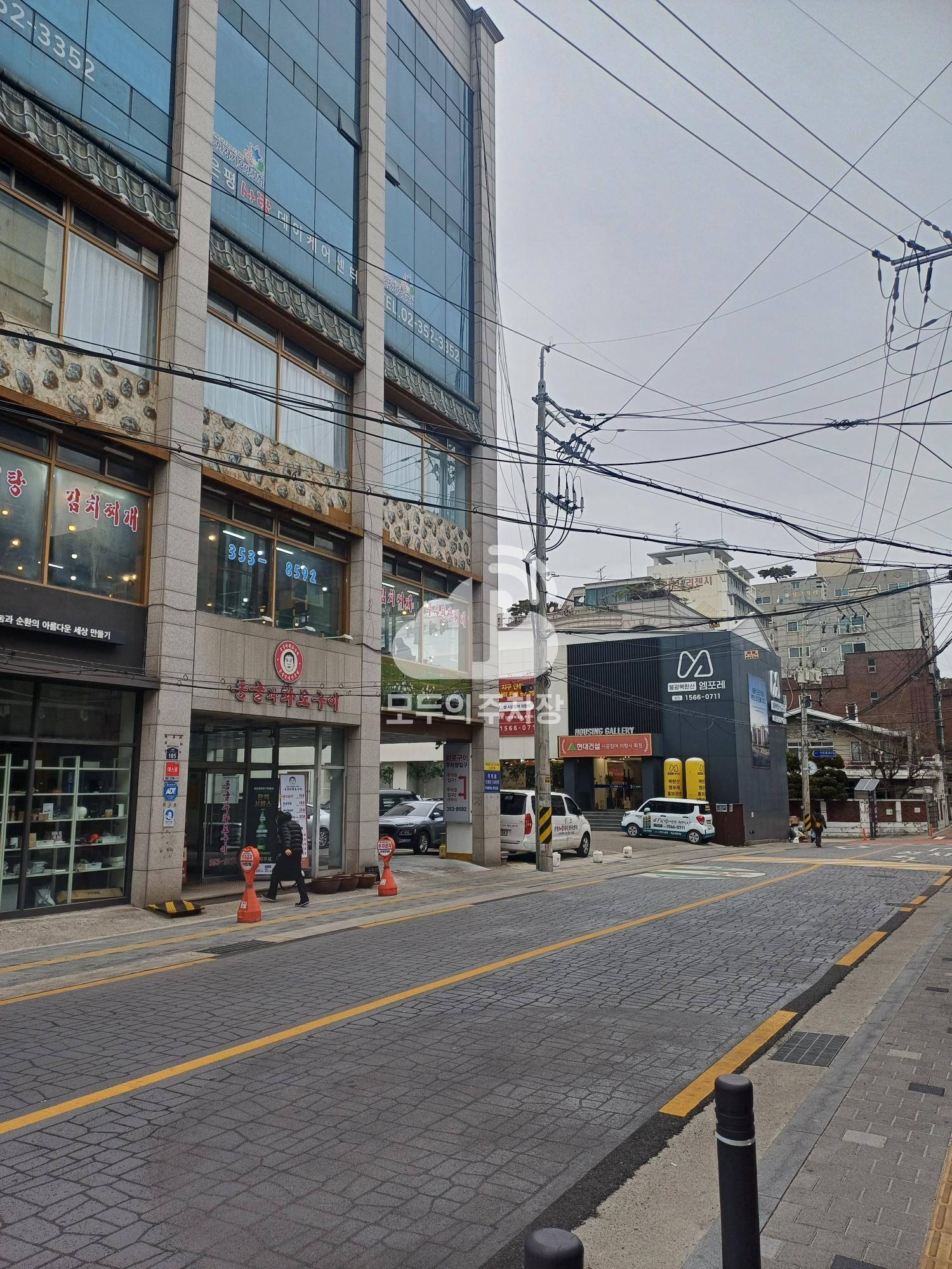 유료 민영 주차장 이미지 1
