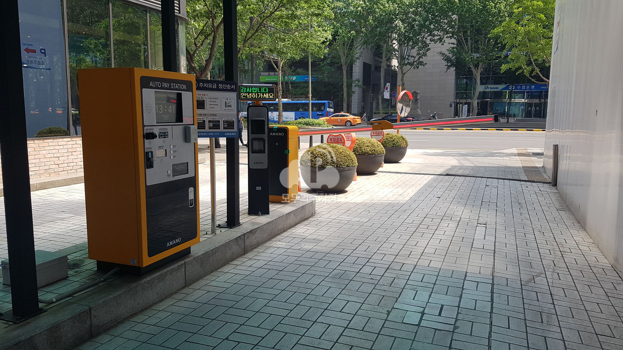 주차장 사진