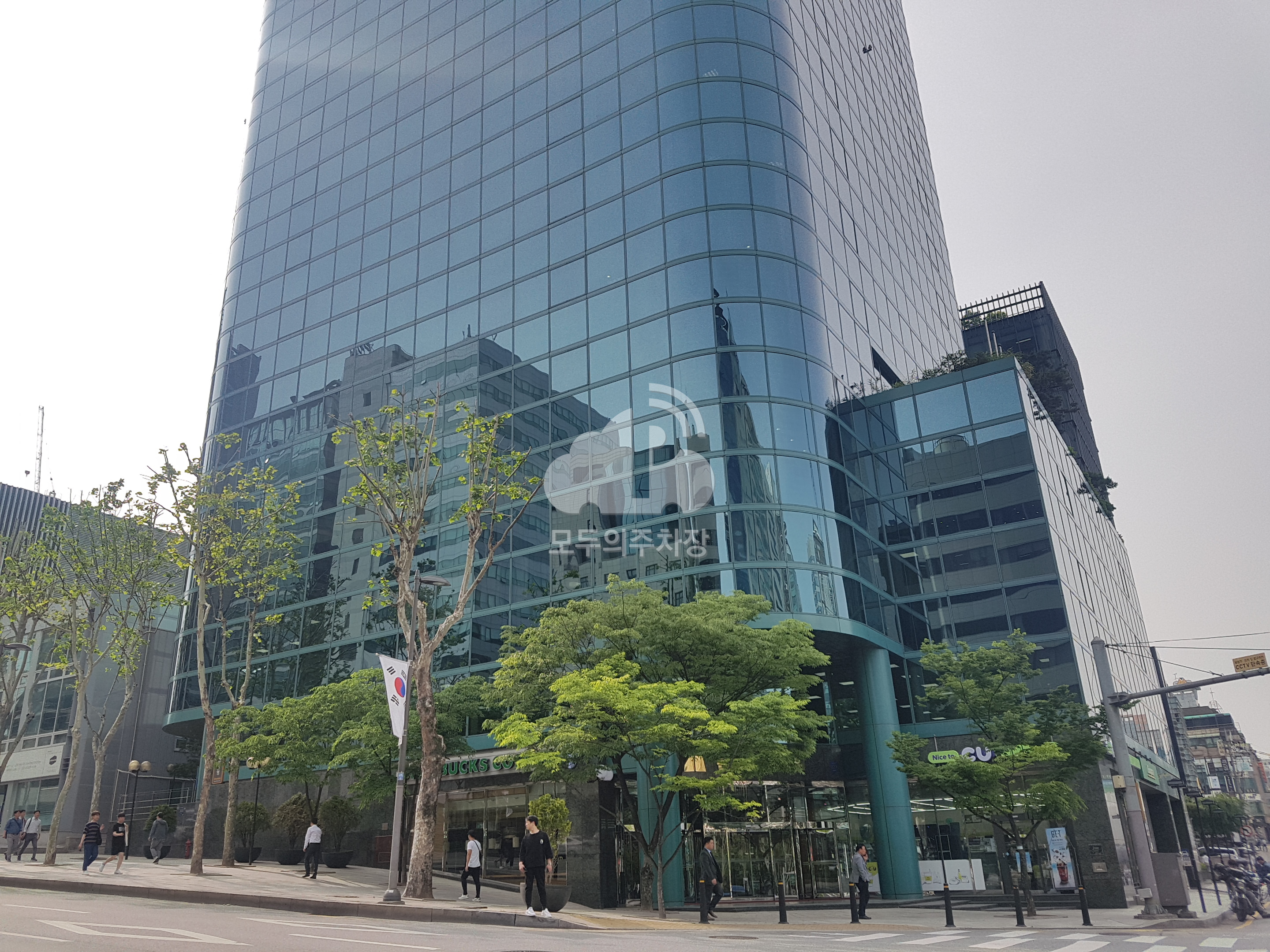 주차장 사진