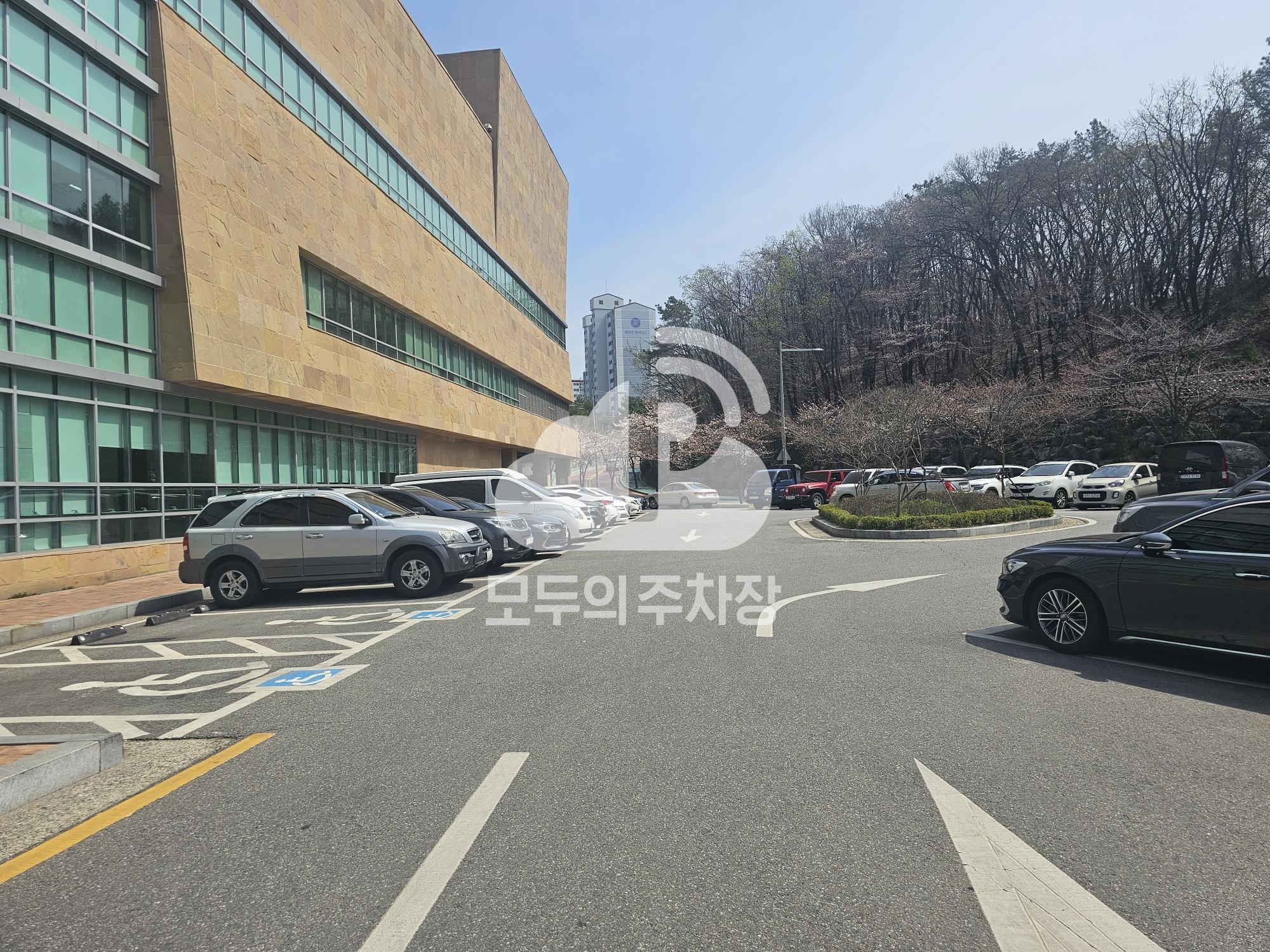 한국원자력병원 주차장 이미지 1