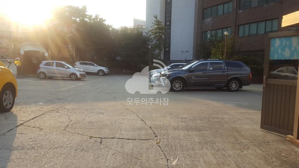 대방빌딩 주차장 이미지 2