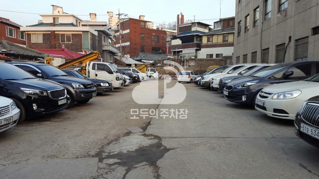 동창빌딩 주차장 이미지 4