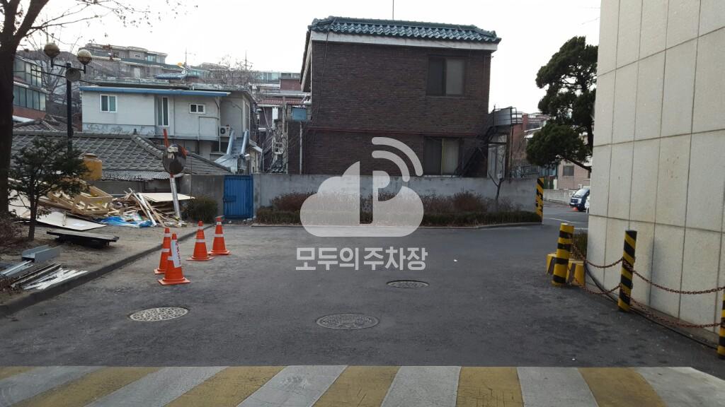 장성빌딩 주차장 이미지 3