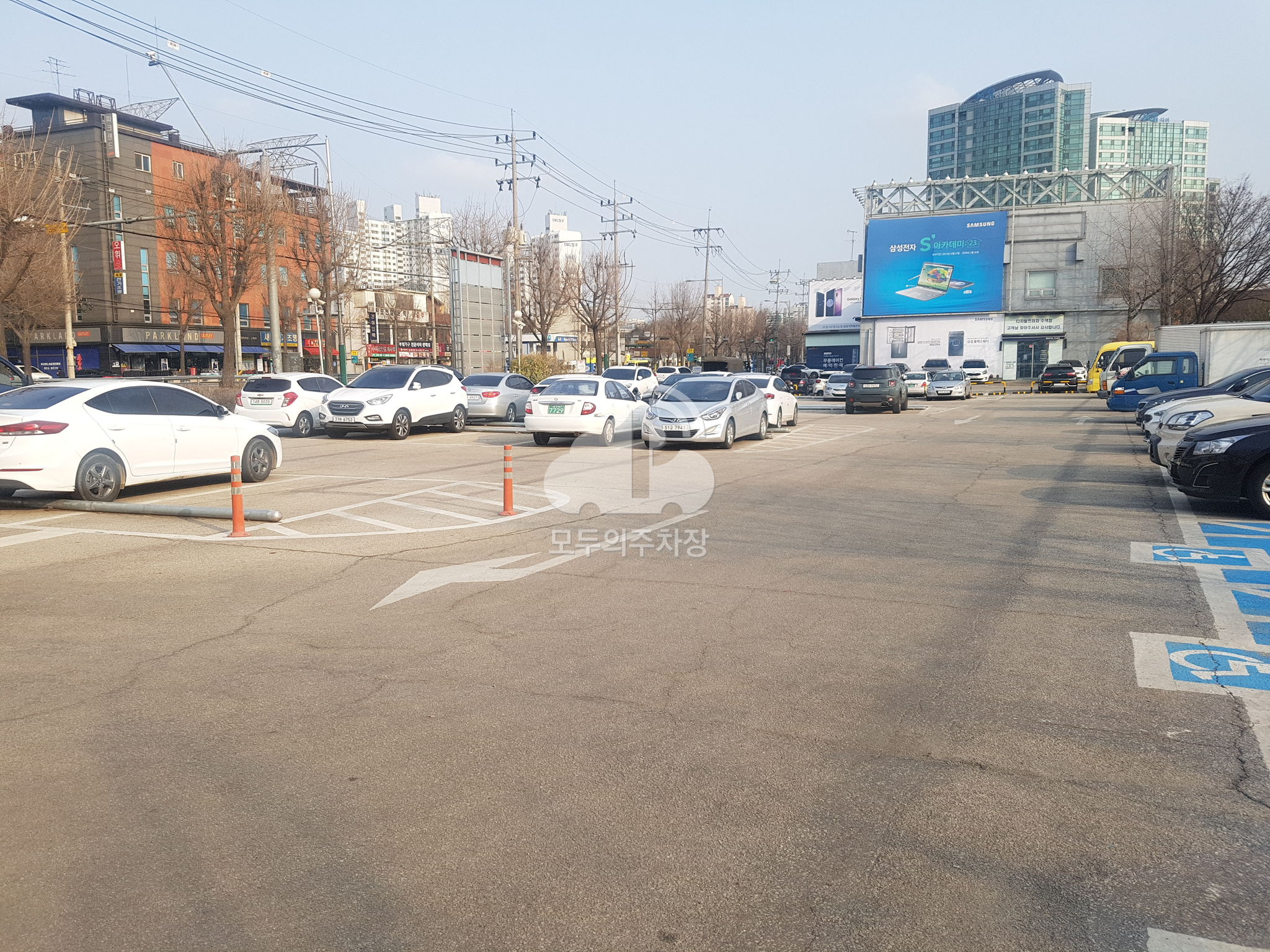 주차장 사진