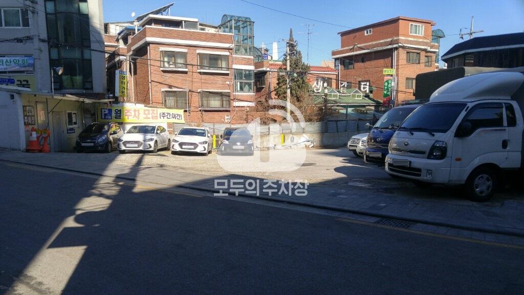신성 민영 주차장 이미지 3