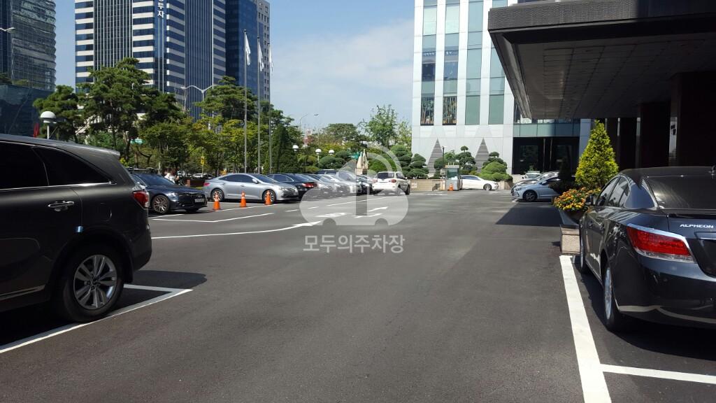 교보증권빌딩 주차장 이미지 2