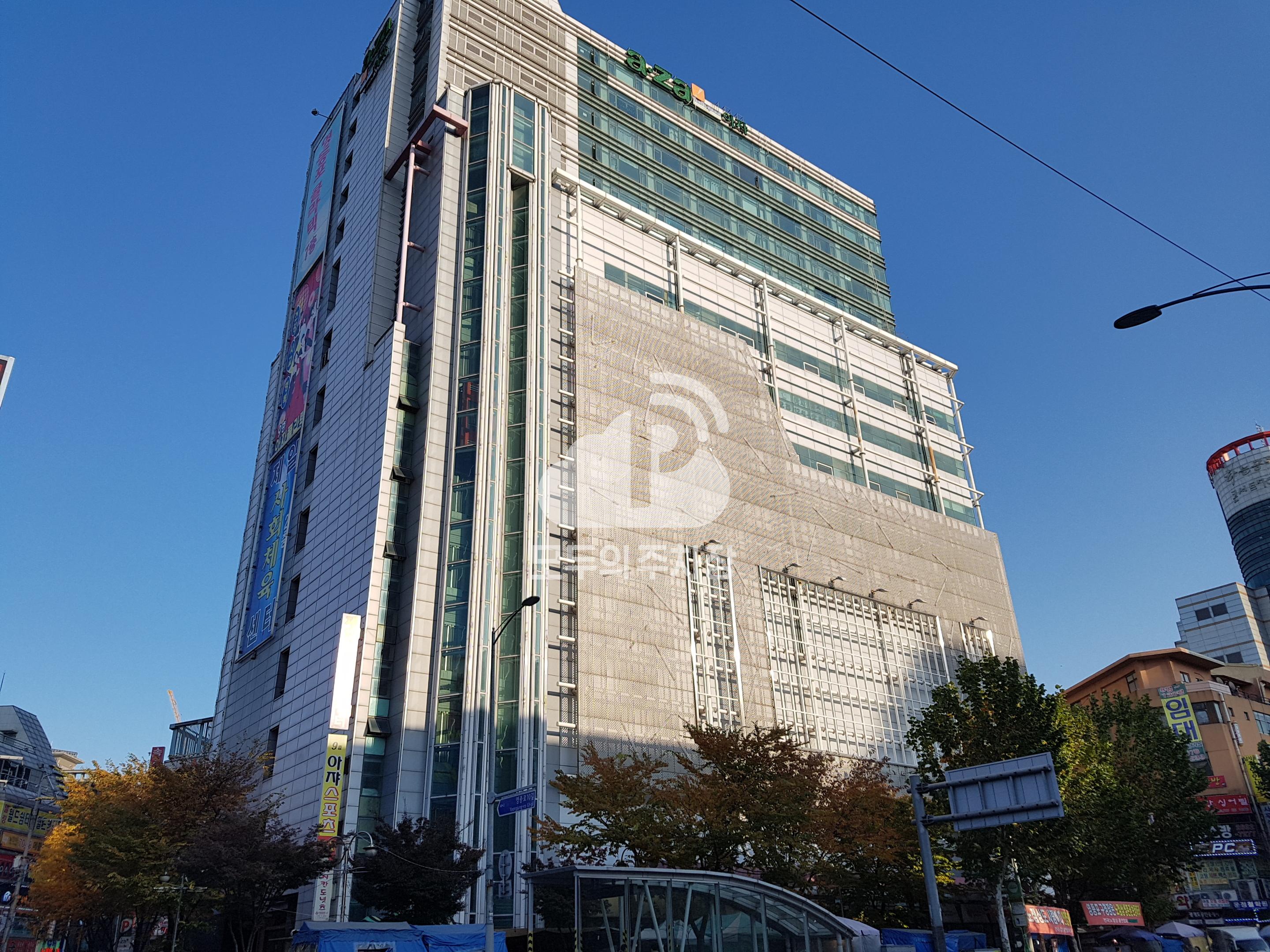 아자빌딩 주차장 이미지 1