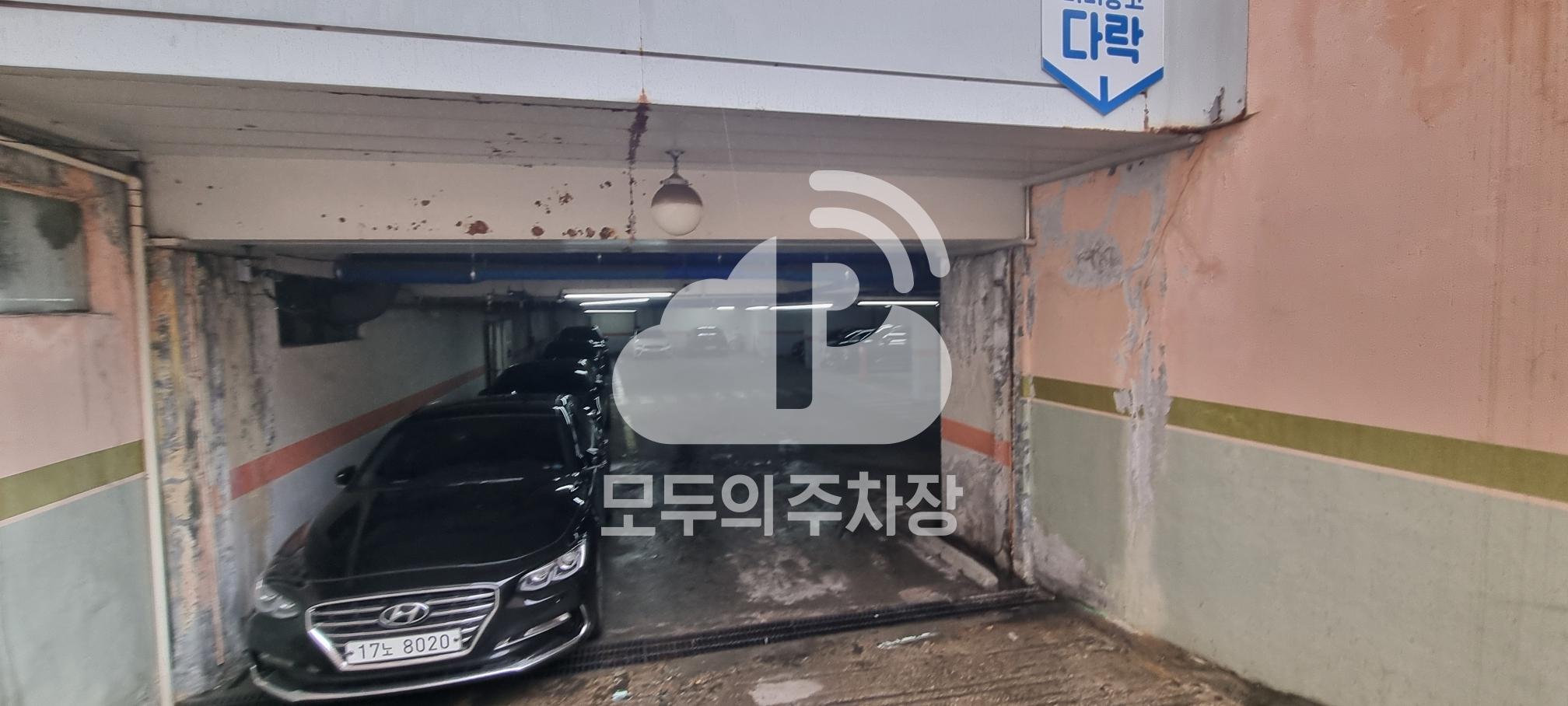 양평빌딩 주차장 이미지 3
