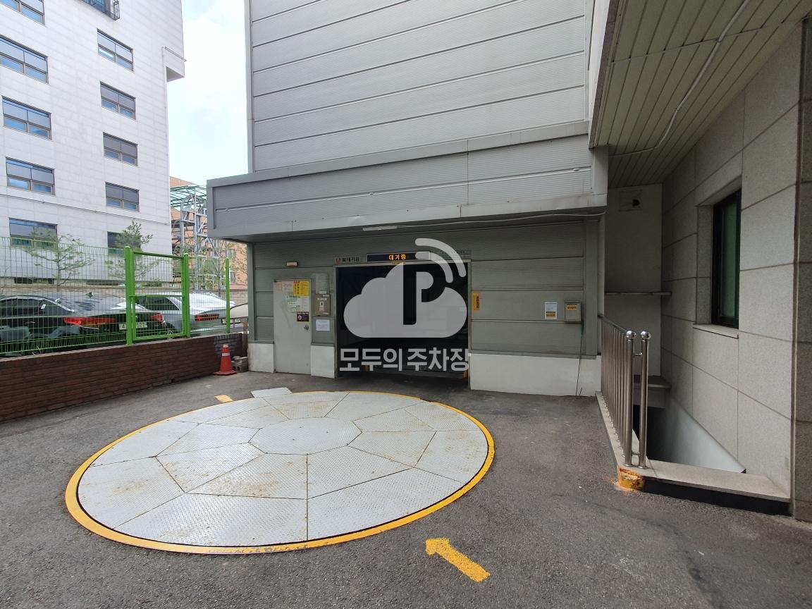 재원빌딩 주차장 이미지 3