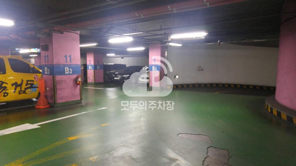 국일관드림펠리스 주차장 이미지 5