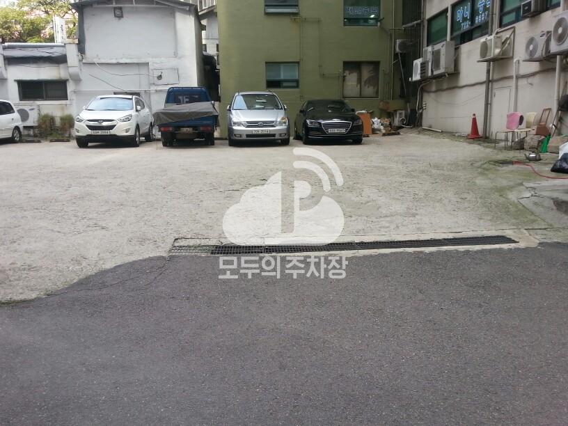 등용문빌딩 민영 주차장 이미지 6