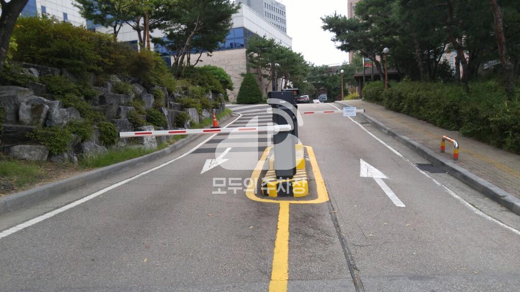 서울대학교 암병원 주차장 이미지 2