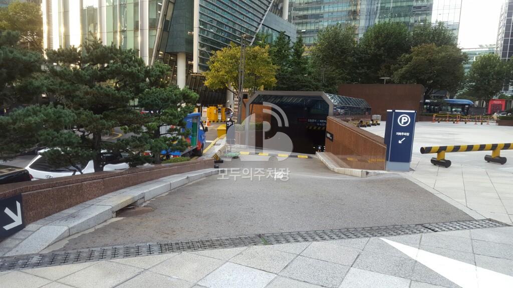 영풍빌딩 주차장 이미지 3