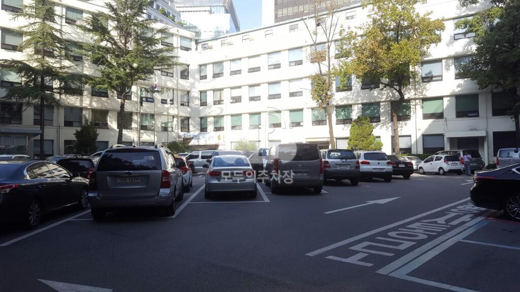 종로구청 주차장 이미지 3