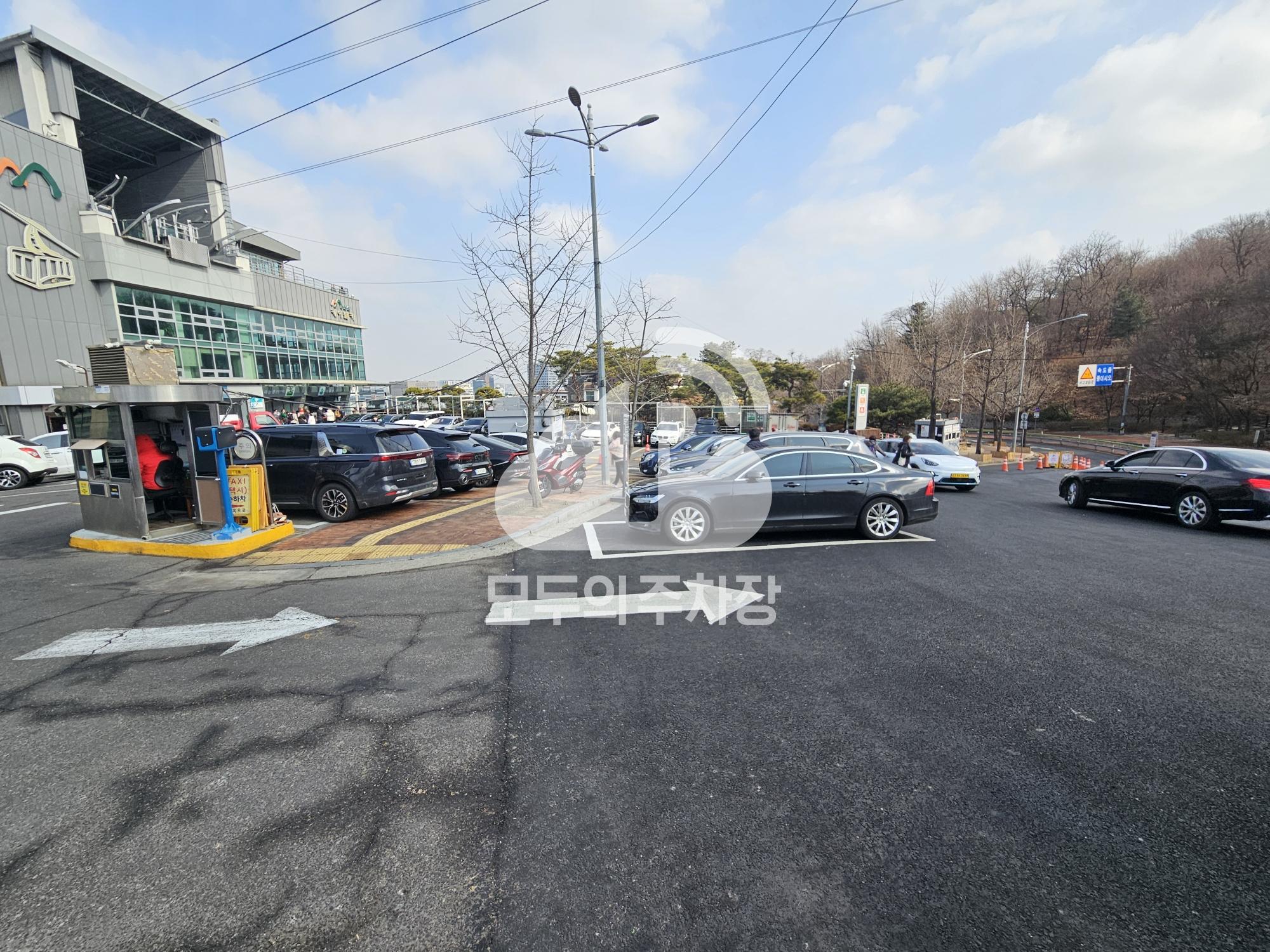 소파길 노상 공영 주차장 이미지 1
