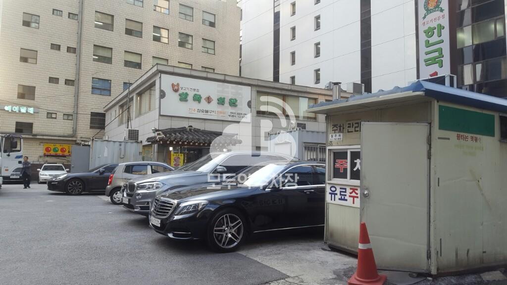 산다 민영 주차장 이미지 1