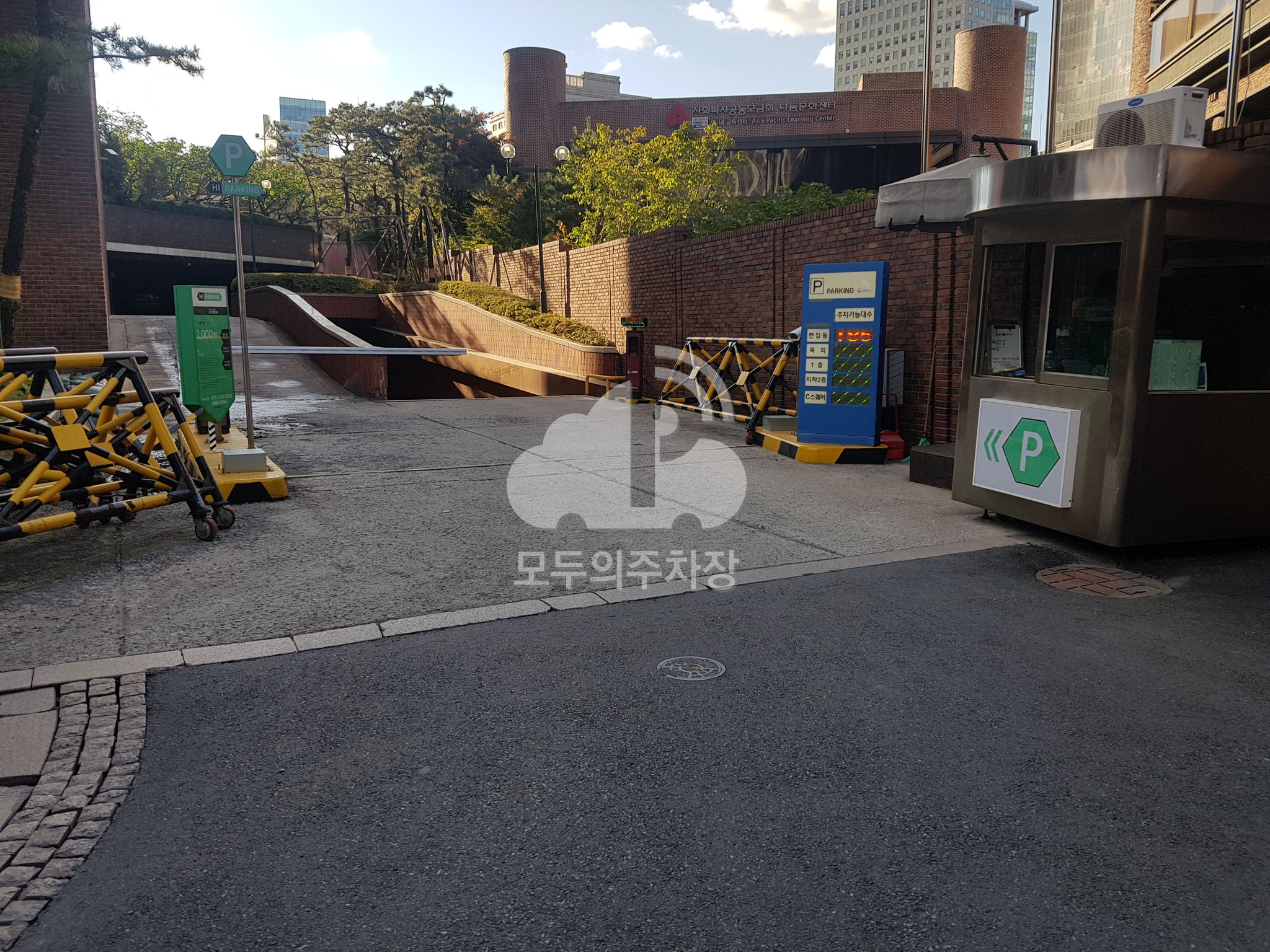 주차장 사진