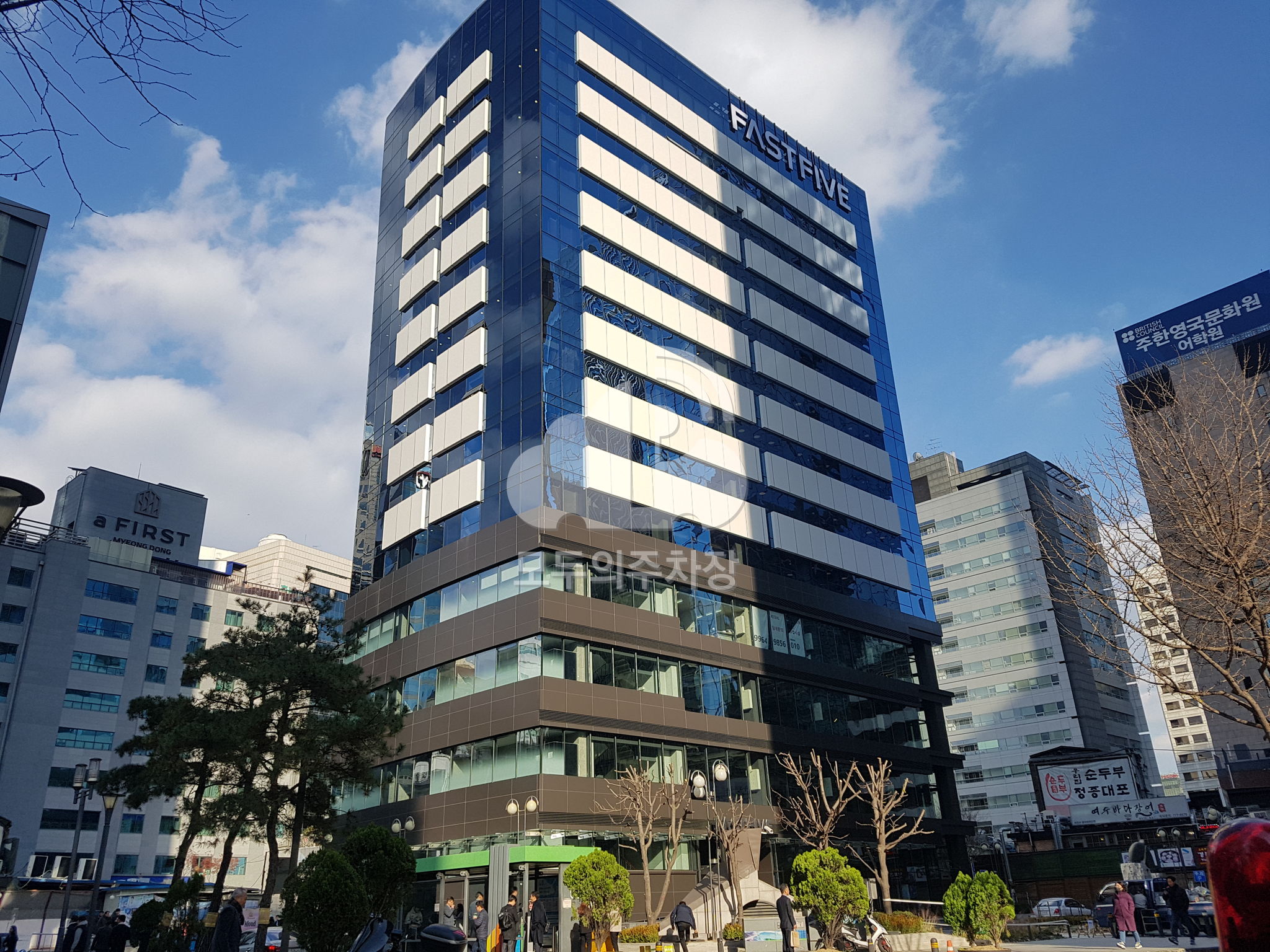 주차장 사진