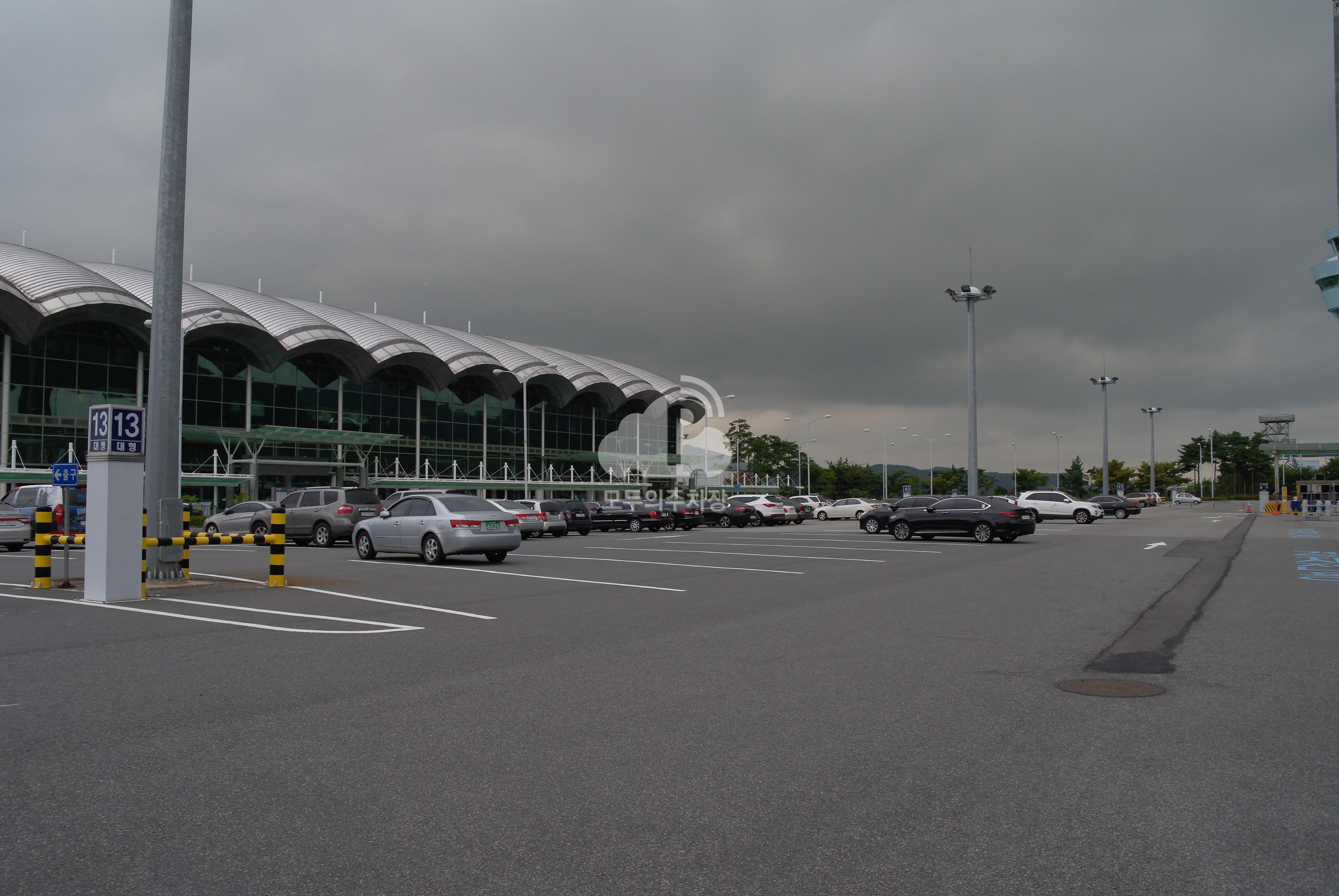 여수공항 제1 주차장 이미지 2