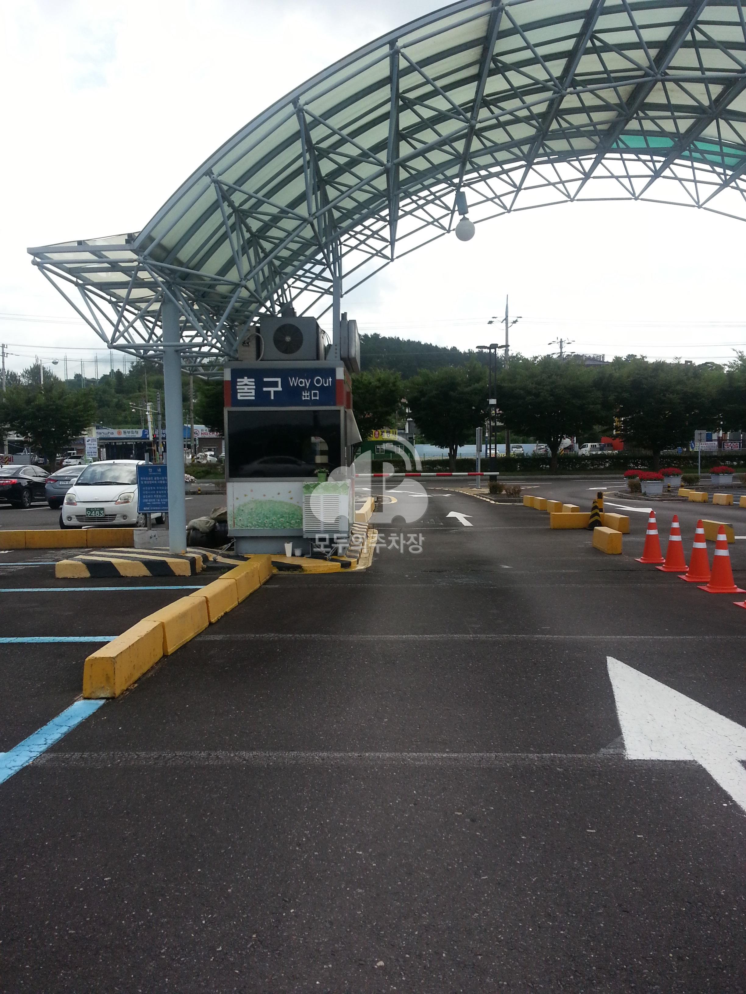 사천공항 주차장 이미지 3