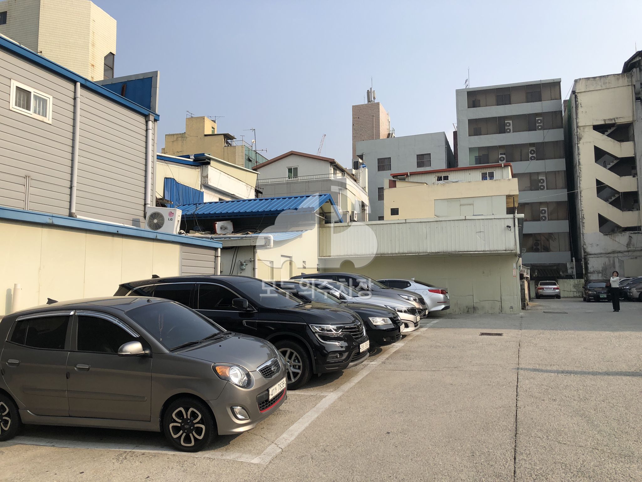 전자상가 민영 주차장 이미지 3